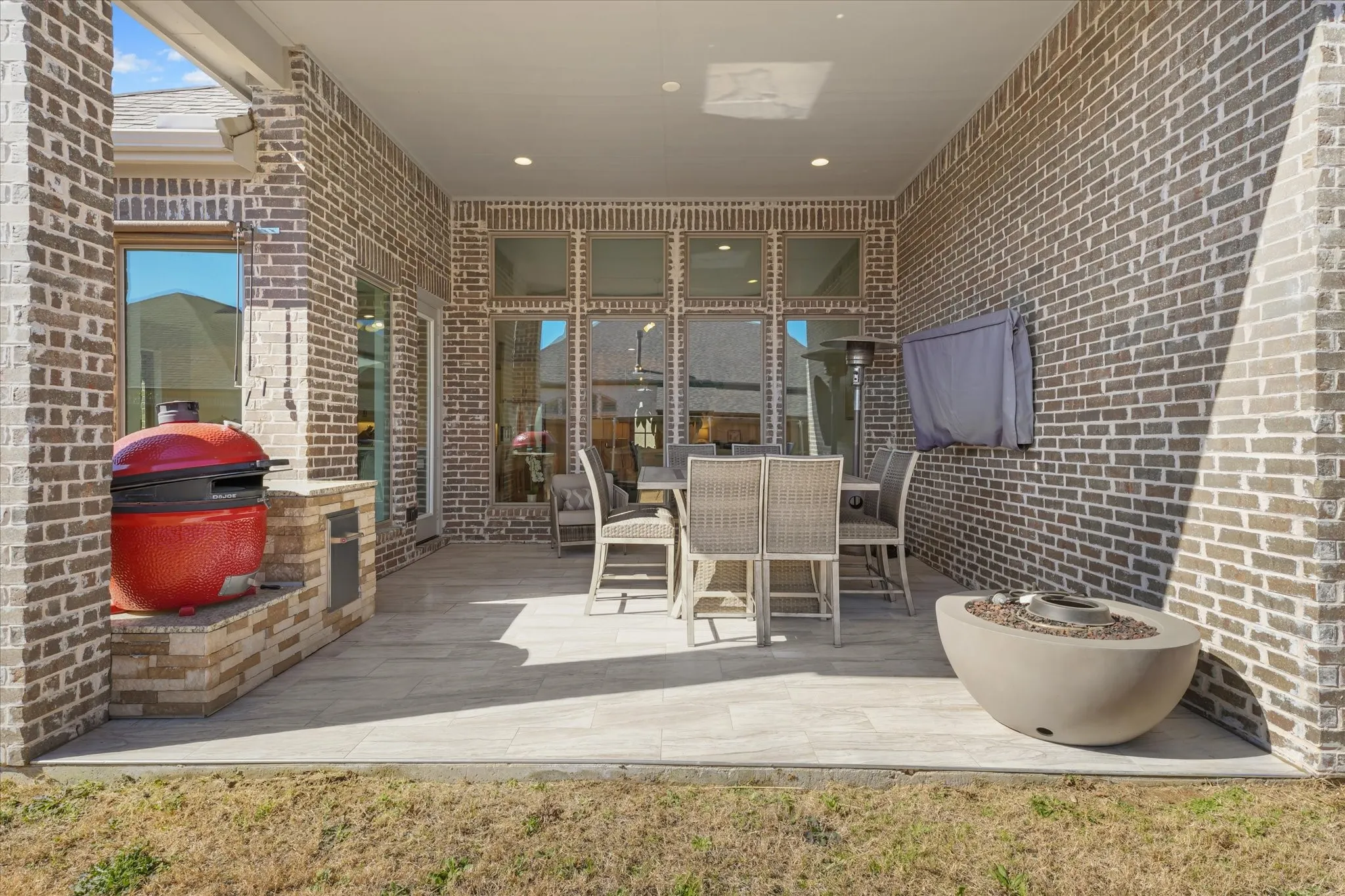 Single Family Residence For Rent in Denton County , 3316 Honey Suckle Lane, Little Elm, Texas 75068, 4 Bedroom, 4 Bathroom, 3 Garage spaces, 2,900 Sqft, built in 2023, mls#21362483, Real Estate Agent in Little Elm, Homes For Rent in Denton county, Homes For Rent in Little Elm, Realtor in Little Elm Texas, Real Estate Brokerage Independent Realty Texas, Luminita Cordes Realtor