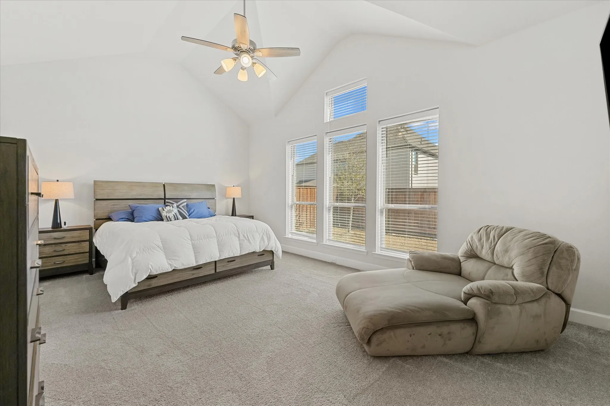 Single Family Residence For Rent in Denton County , 3316 Honey Suckle Lane, Little Elm, Texas 75068, 4 Bedroom, 4 Bathroom, 3 Garage spaces, 2,900 Sqft, built in 2023, mls#21362483, Real Estate Agent in Little Elm, Homes For Rent in Denton county, Homes For Rent in Little Elm, Realtor in Little Elm Texas, Real Estate Brokerage Independent Realty Texas, Luminita Cordes Realtor