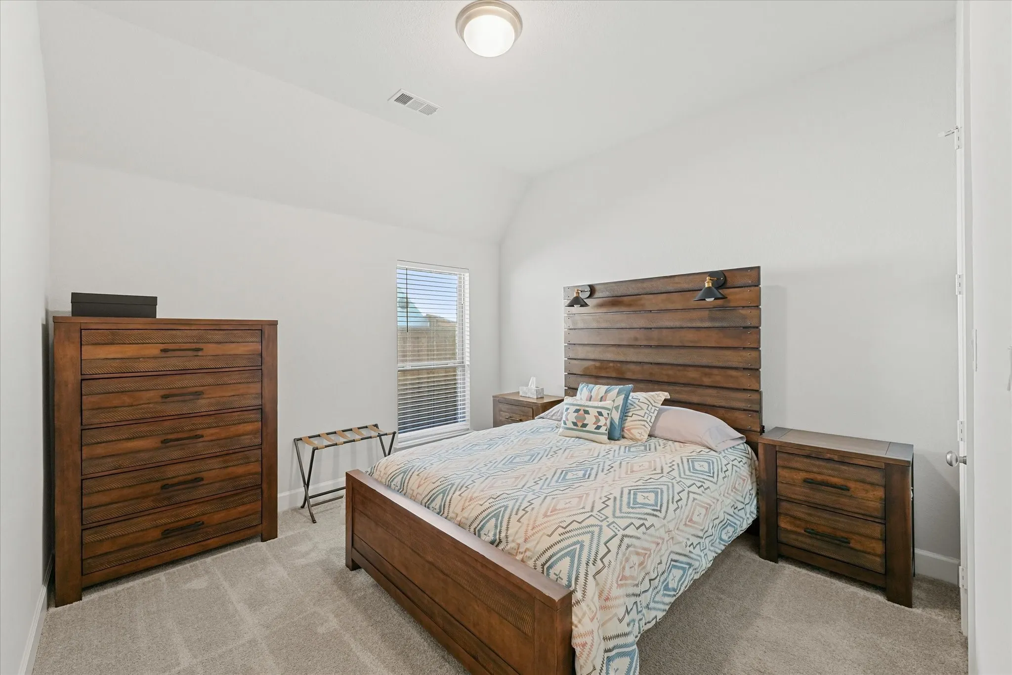 Single Family Residence For Rent in Denton County , 3316 Honey Suckle Lane, Little Elm, Texas 75068, 4 Bedroom, 4 Bathroom, 3 Garage spaces, 2,900 Sqft, built in 2023, mls#21362483, Real Estate Agent in Little Elm, Homes For Rent in Denton county, Homes For Rent in Little Elm, Realtor in Little Elm Texas, Real Estate Brokerage Independent Realty Texas, Luminita Cordes Realtor