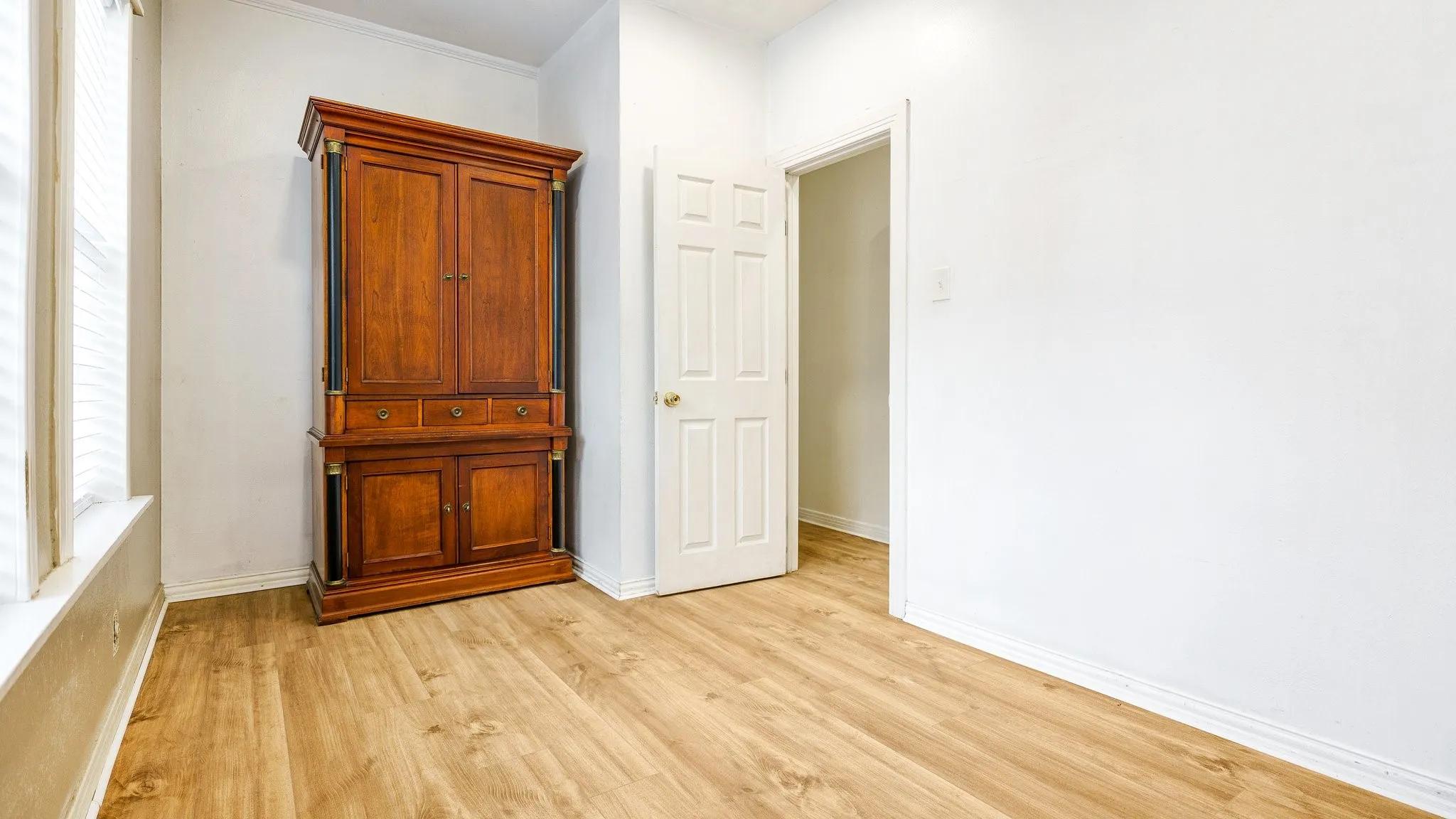 Wood-finish flooring throughout
