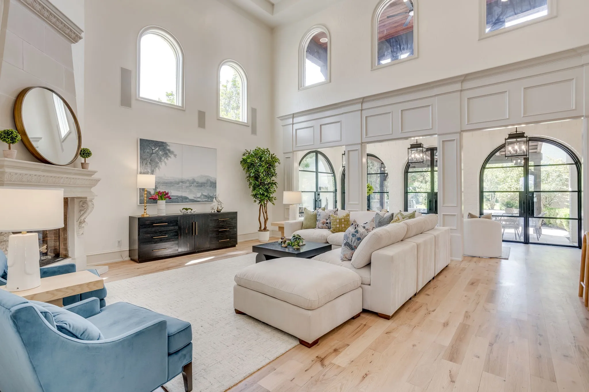 Single Family Residence For Sale in Tarrant County , 4648 Palencia Drive, Fort Worth, Texas 76126, 5 Bedroom, 7 Bathroom, 4 Garage spaces, 6,221 Sqft, built in 2008, mls#21348716, Real Estate Agent in Fort Worth, Homes For Sale in Tarrant county, Homes For Sale in Fort Worth, Realtor in Fort Worth Texas, Real Estate Brokerage Independent Realty Texas, Luminita Cordes Realtor