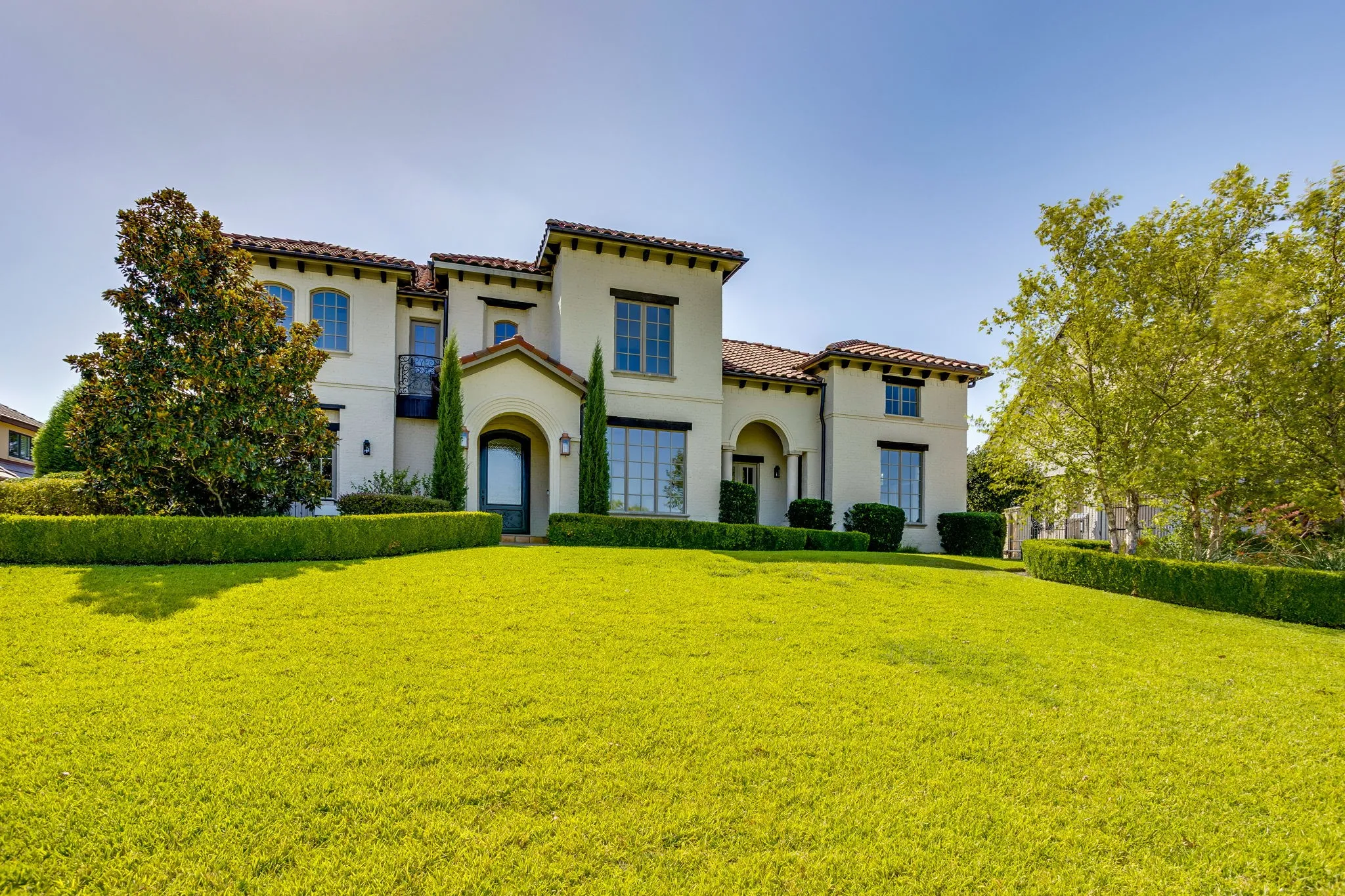 Single Family Residence For Sale in Tarrant County , 4648 Palencia Drive, Fort Worth, Texas 76126, 5 Bedroom, 7 Bathroom, 4 Garage spaces, 6,221 Sqft, built in 2008, mls#21348716, Real Estate Agent in Fort Worth, Homes For Sale in Tarrant county, Homes For Sale in Fort Worth, Realtor in Fort Worth Texas, Real Estate Brokerage Independent Realty Texas, Luminita Cordes Realtor