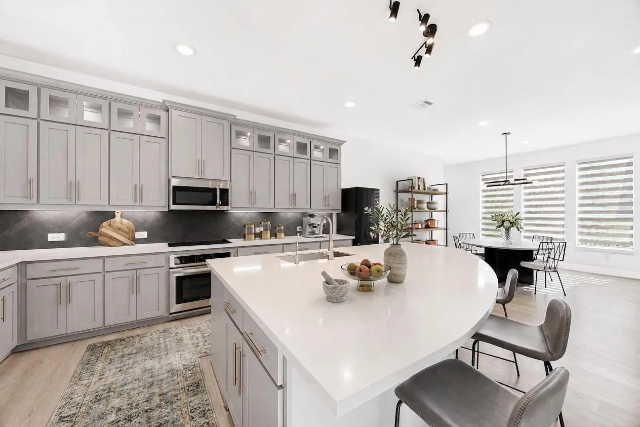 Single Family Residence For Sale in Dallas County , 1655 Fagan Street, Farmers Branch, Texas 75234, 4 Bedroom, 4 Bathroom, 3 Garage spaces, 3,288 Sqft, built in 2021, mls#21356716, Real Estate Agent in Farmers Branch, Homes For Sale in Dallas county, Homes For Sale in Farmers Branch, Realtor in Farmers Branch Texas, Real Estate Brokerage Independent Realty Texas, Luminita Cordes Realtor