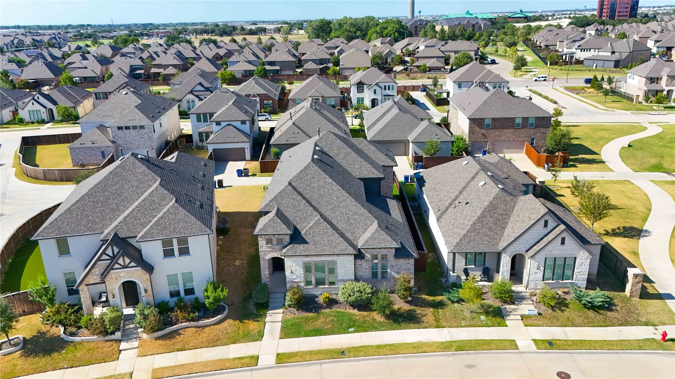 Single Family Residence For Sale in Dallas County , 1655 Fagan Street, Farmers Branch, Texas 75234, 4 Bedroom, 4 Bathroom, 3 Garage spaces, 3,288 Sqft, built in 2021, mls#21356716, Real Estate Agent in Farmers Branch, Homes For Sale in Dallas county, Homes For Sale in Farmers Branch, Realtor in Farmers Branch Texas, Real Estate Brokerage Independent Realty Texas, Luminita Cordes Realtor