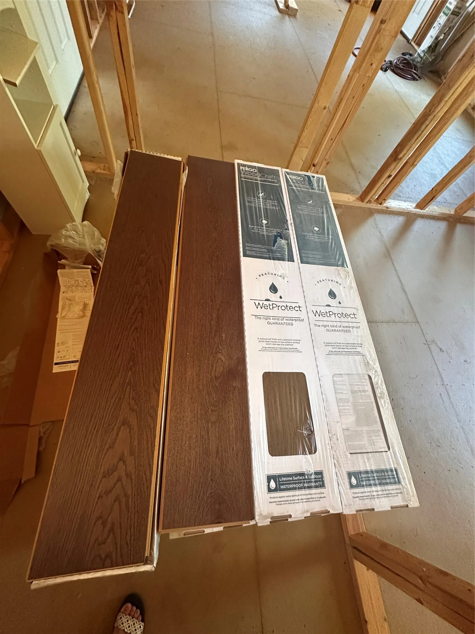 Enough flooring to cover the floor of the cabin