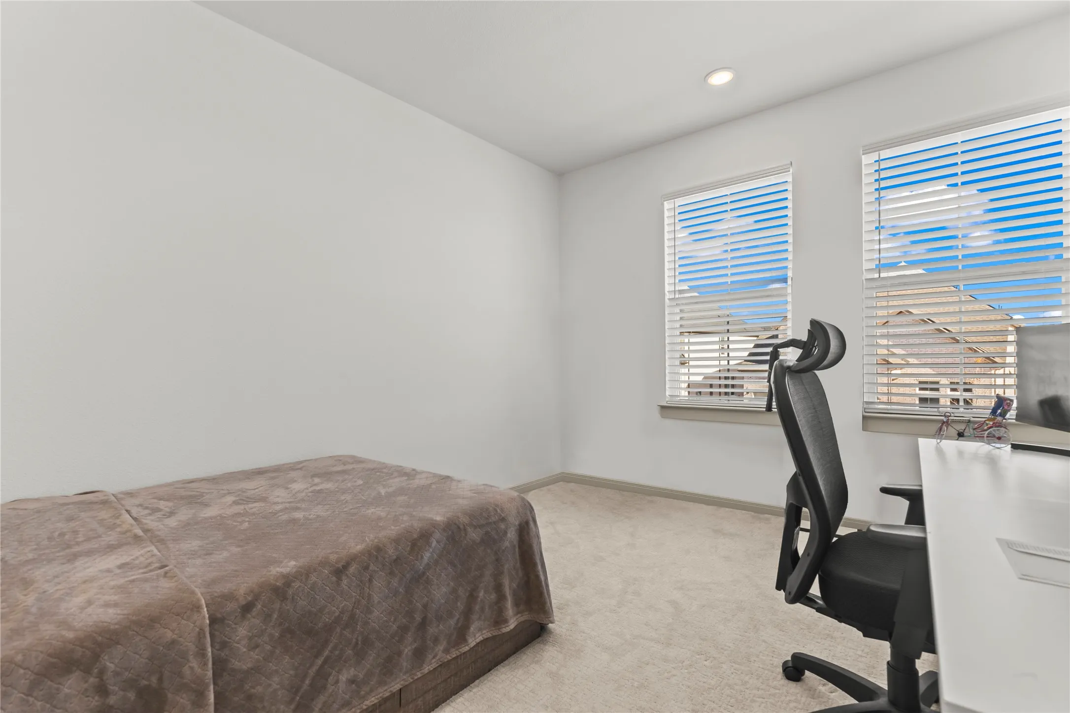 Single Family Residence For Rent in Denton County , 15627 Rue Drive, Frisco, Texas 75033, 4 Bedroom, 4 Bathroom, 2 Garage spaces, 3,098 Sqft, built in 2024, mls#21362522, Real Estate Agent in Frisco, Homes For Rent in Denton county, Homes For Rent in Frisco, Realtor in Frisco Texas, Real Estate Brokerage Independent Realty Texas, Luminita Cordes Realtor