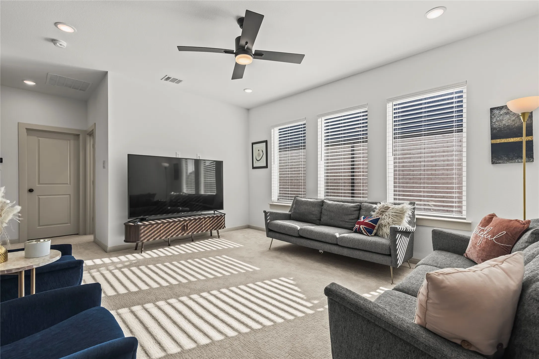 Single Family Residence For Rent in Denton County , 15627 Rue Drive, Frisco, Texas 75033, 4 Bedroom, 4 Bathroom, 2 Garage spaces, 3,098 Sqft, built in 2024, mls#21362522, Real Estate Agent in Frisco, Homes For Rent in Denton county, Homes For Rent in Frisco, Realtor in Frisco Texas, Real Estate Brokerage Independent Realty Texas, Luminita Cordes Realtor