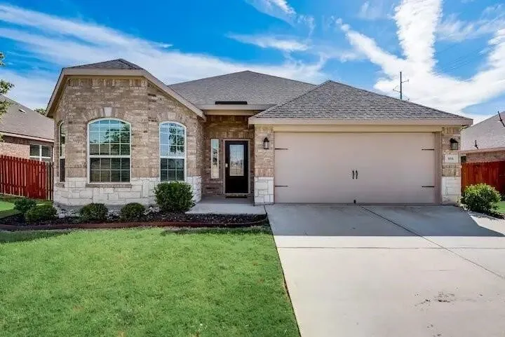 Single Family Residence For Rent in Denton County , 808 Oak Valley, Denton, Texas 76209, 3 Bedroom, 2 Bathroom, 2 Garage spaces, 1,927 Sqft, built in 2016, mls#21362530, Real Estate Agent in Denton, Homes For Rent in Denton county, Homes For Rent in Denton, Realtor in Denton Texas, Real Estate Brokerage Independent Realty Texas, Luminita Cordes Realtor