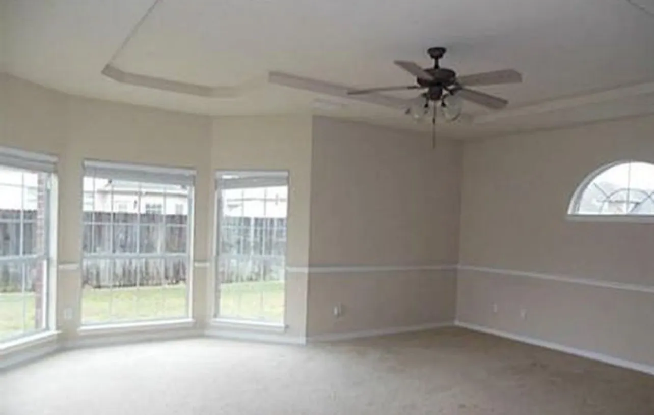 Single Family Residence For Sale in Tarrant County , 4637 Poplar Ridge Drive, Fort Worth, Texas 76123, 6 Bedroom, 4 Bathroom, 2 Garage spaces, 4,233 Sqft, built in 2008, Price $498,500, mls#21350708, Real Estate Agent in Fort Worth, Homes For Sale in Tarrant county, Homes For Sale in Fort Worth, Realtor in Fort Worth Texas, Real Estate Brokerage Independent Realty Texas, Luminita Cordes Realtor