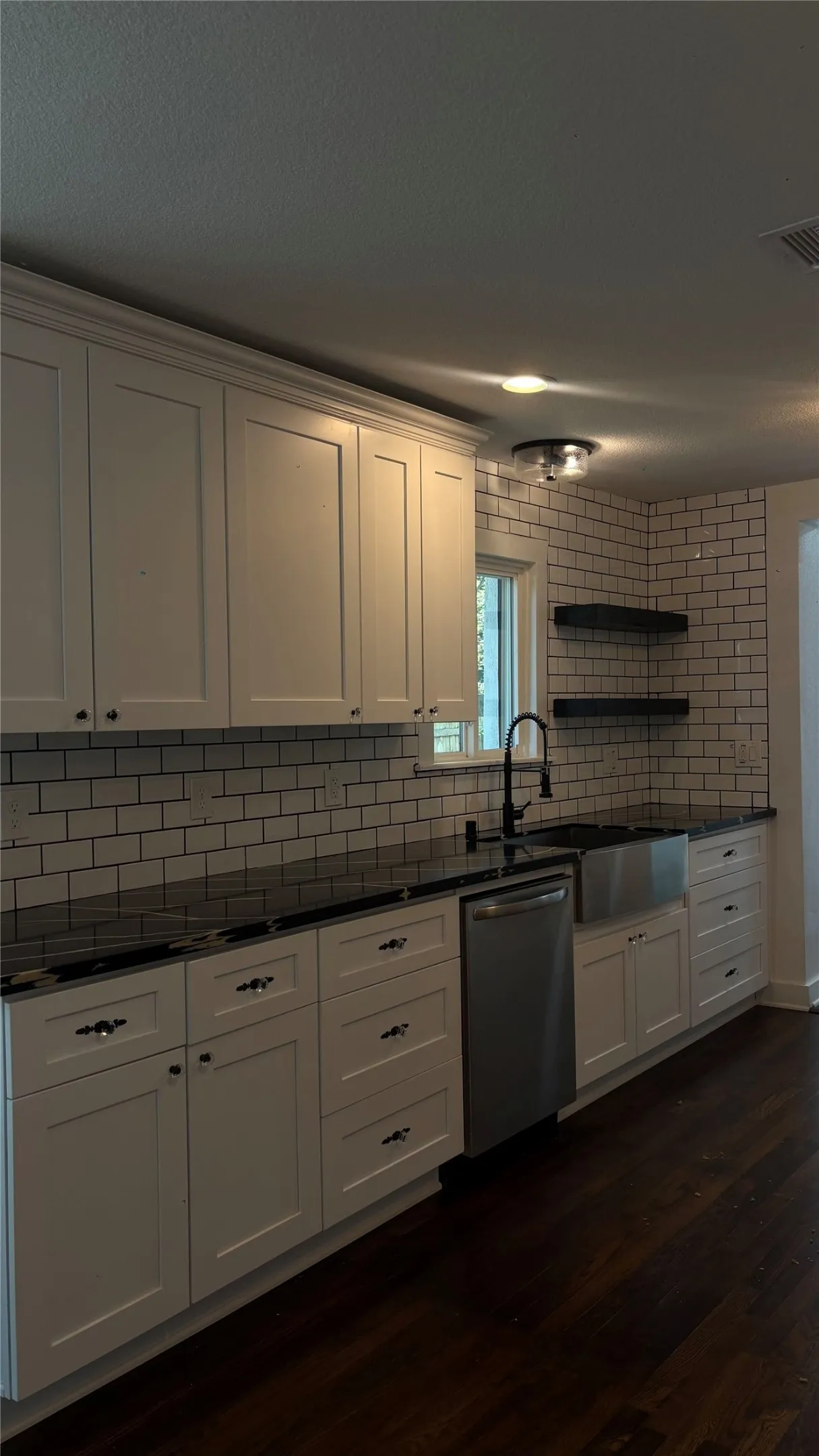 Single Family Residence For Rent in Mc Lennan County , 2806 Windsor Avenue, Waco, Texas 76708, 3 Bedroom, 2 Bathroom, Garage spaces, 1,400 Sqft, built in 1920, mls#21358391, Real Estate Agent in Waco, Homes For Rent in Mc Lennan county, Homes For Rent in Waco, Realtor in Waco Texas, Real Estate Brokerage Independent Realty Texas, Luminita Cordes Realtor