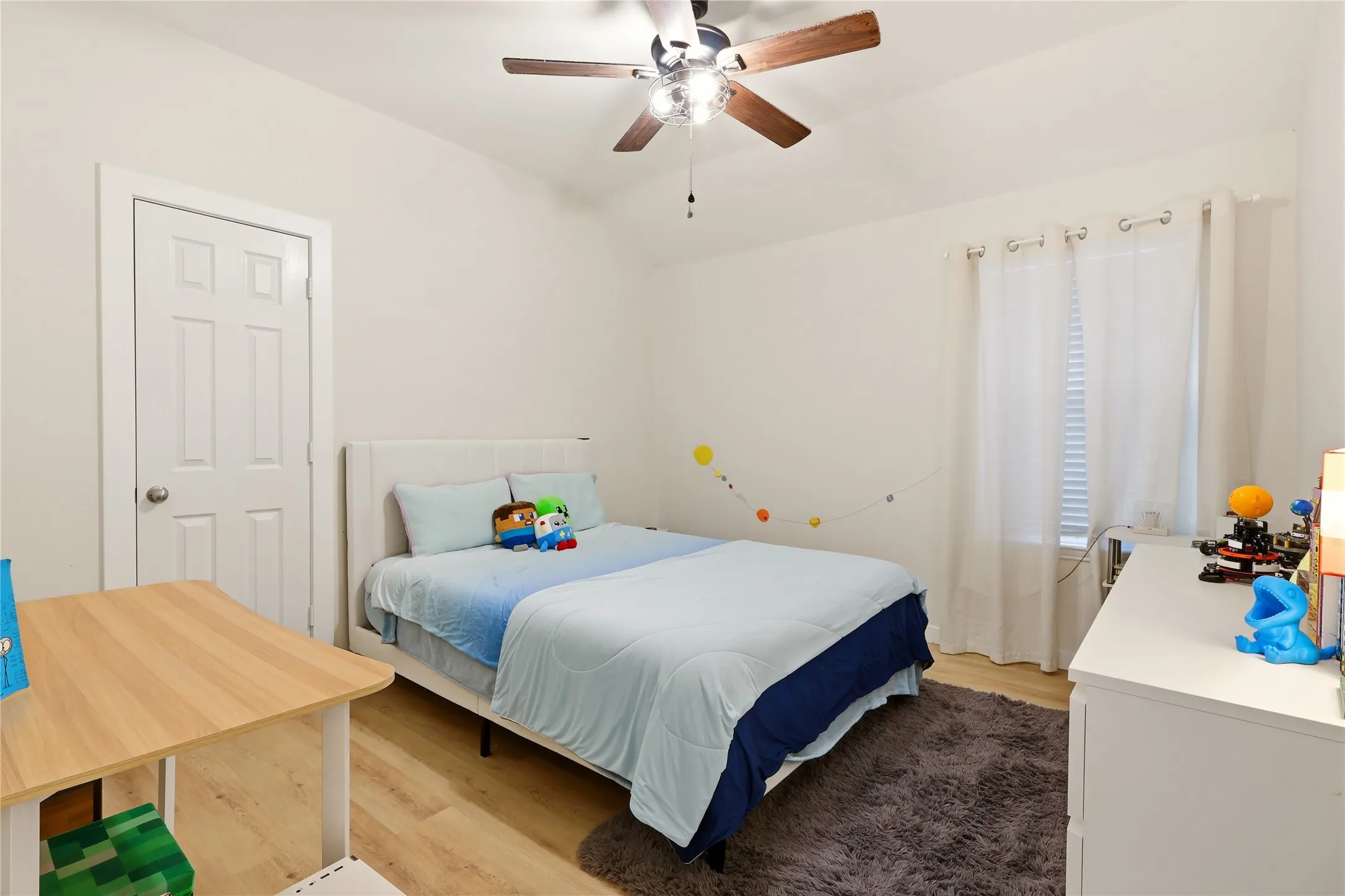 Single Family Residence For Sale in Kaufman County , 1132 Mount Olive Lane, Forney, Texas 75126, 3 Bedroom, 2 Bathroom, 2 Garage spaces, 1,983 Sqft, built in 2006, mls#21362541, Real Estate Agent in Forney, Homes For Sale in Kaufman county, Homes For Sale in Forney, Realtor in Forney Texas, Real Estate Brokerage Independent Realty Texas, Luminita Cordes Realtor
