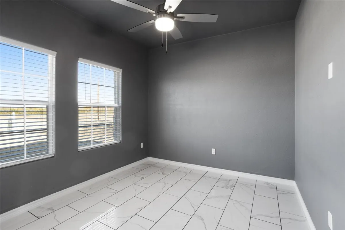 Single Family Residence For Sale in Lamar County , 300 Private Road 36008, Honey Grove, Texas 75446, 3 Bedroom, 2 Bathroom, 2 Garage spaces, 2,000 Sqft, built in 2024, mls#21355053, Real Estate Agent in Honey Grove, Homes For Sale in Lamar county, Homes For Sale in Honey Grove, Realtor in Honey Grove Texas, Real Estate Brokerage Independent Realty Texas, Luminita Cordes Realtor