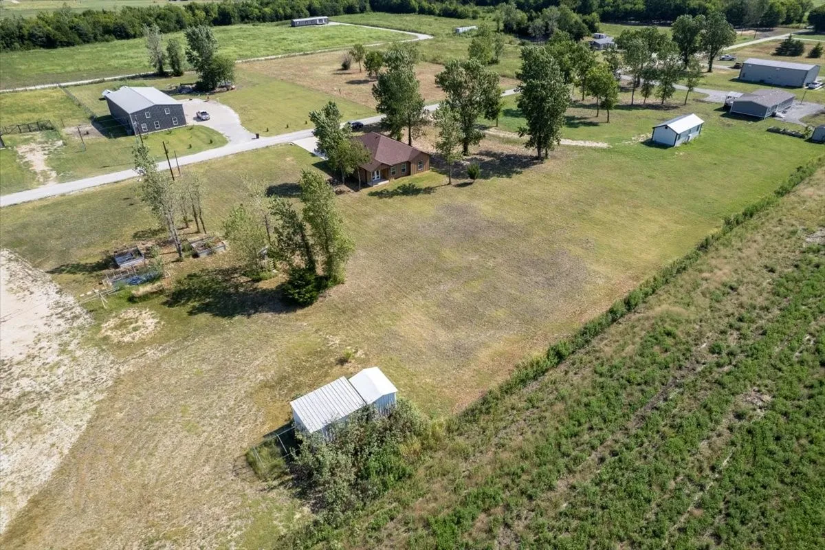 Single Family Residence For Sale in Lamar County , 300 Private Road 36008, Honey Grove, Texas 75446, 3 Bedroom, 2 Bathroom, 2 Garage spaces, 2,000 Sqft, built in 2024, mls#21355053, Real Estate Agent in Honey Grove, Homes For Sale in Lamar county, Homes For Sale in Honey Grove, Realtor in Honey Grove Texas, Real Estate Brokerage Independent Realty Texas, Luminita Cordes Realtor