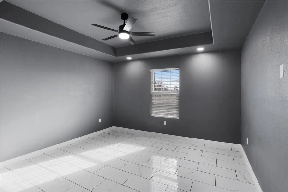 Single Family Residence For Sale in Lamar County , 300 Private Road 36008, Honey Grove, Texas 75446, 3 Bedroom, 2 Bathroom, 2 Garage spaces, 2,000 Sqft, built in 2024, mls#21355053, Real Estate Agent in Honey Grove, Homes For Sale in Lamar county, Homes For Sale in Honey Grove, Realtor in Honey Grove Texas, Real Estate Brokerage Independent Realty Texas, Luminita Cordes Realtor
