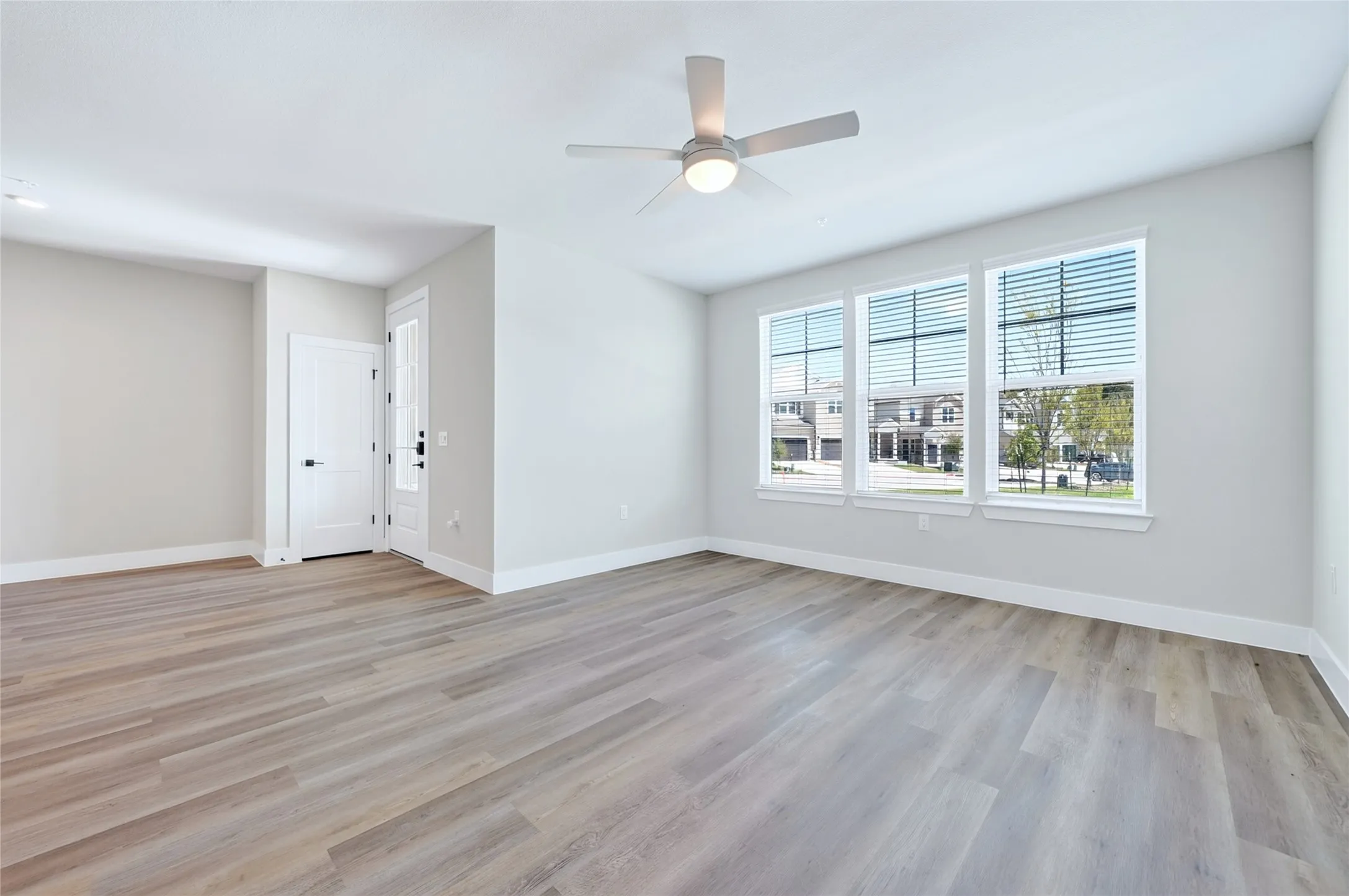 Townhouse For Rent in Collin County , 2906 Woodland Street, Melissa, Texas 75454, 3 Bedroom, 3 Bathroom, 2 Garage spaces, 1,865 Sqft, built in 2026, mls#21362493, Real Estate Agent in Melissa, Homes For Rent in Collin county, Homes For Rent in Melissa, Realtor in Melissa Texas, Real Estate Brokerage Independent Realty Texas, Luminita Cordes Realtor