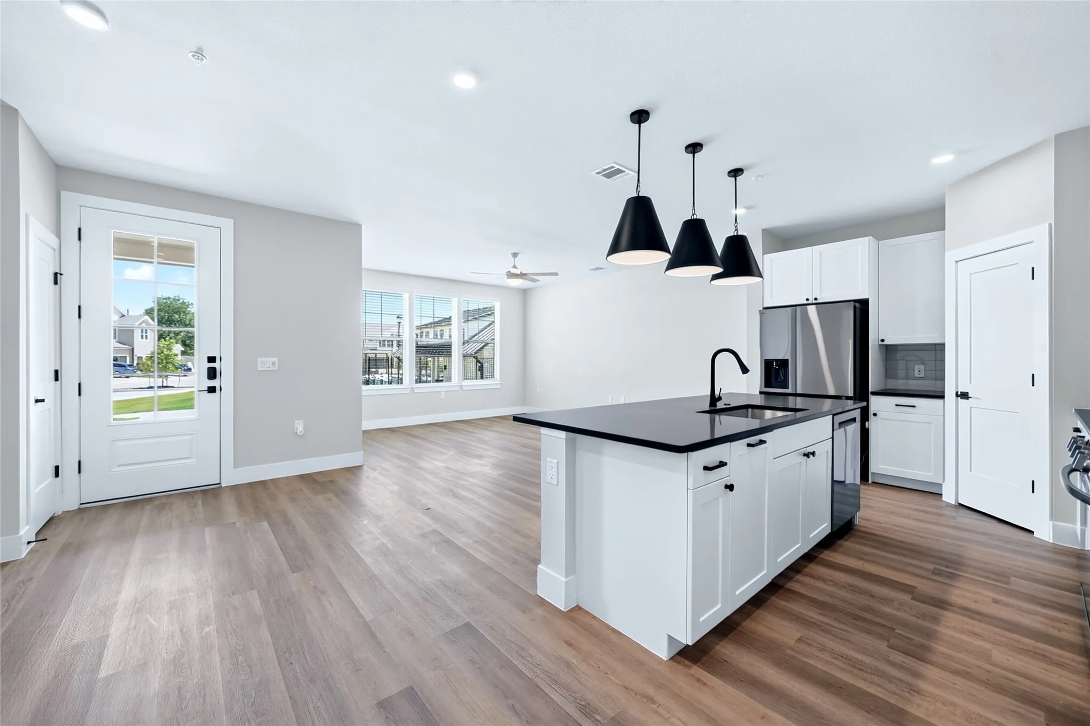 Townhouse For Rent in Collin County , 2906 Woodland Street, Melissa, Texas 75454, 3 Bedroom, 3 Bathroom, 2 Garage spaces, 1,865 Sqft, built in 2026, mls#21362493, Real Estate Agent in Melissa, Homes For Rent in Collin county, Homes For Rent in Melissa, Realtor in Melissa Texas, Real Estate Brokerage Independent Realty Texas, Luminita Cordes Realtor
