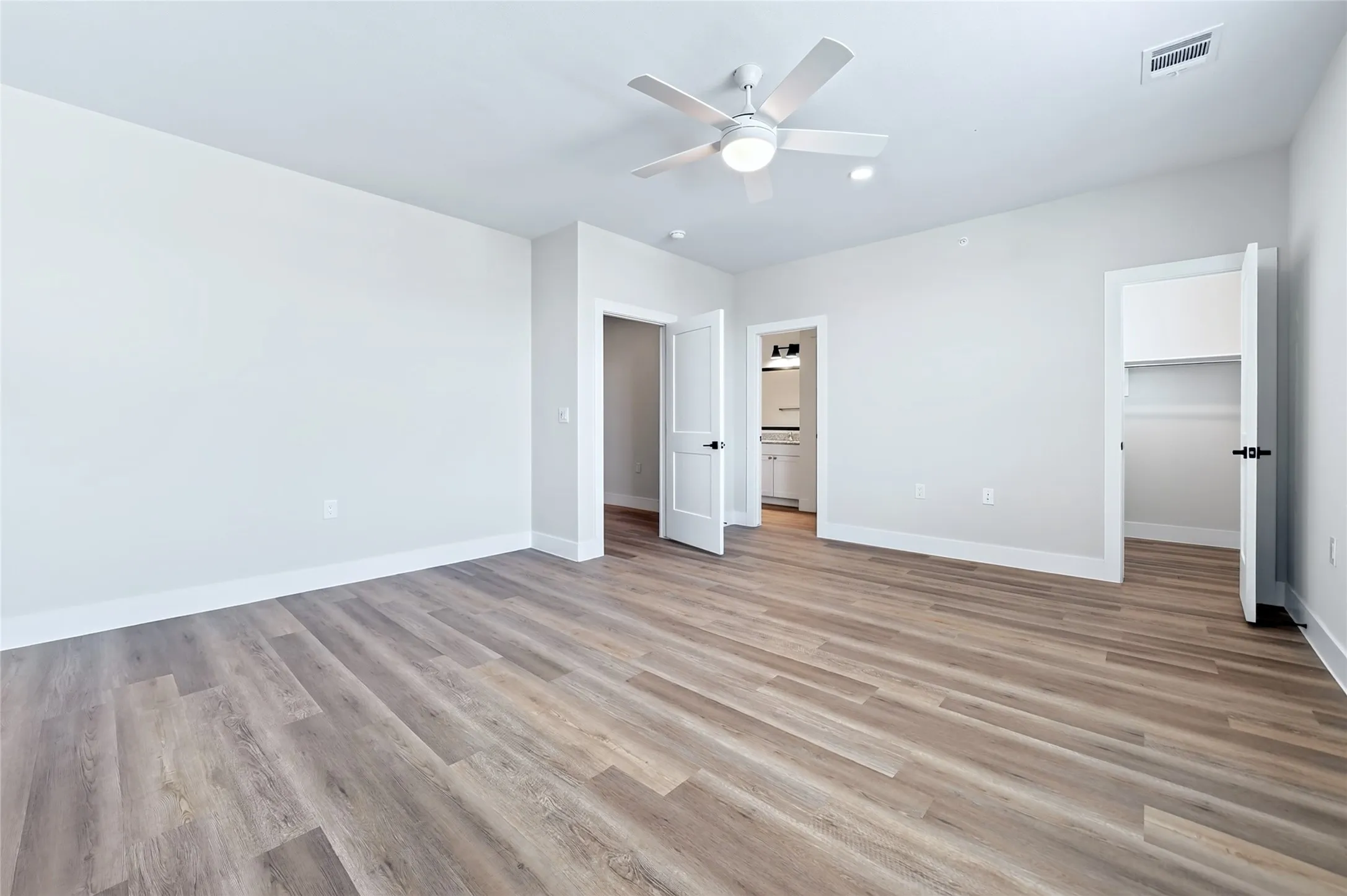 Townhouse For Rent in Collin County , 2906 Woodland Street, Melissa, Texas 75454, 3 Bedroom, 3 Bathroom, 2 Garage spaces, 1,865 Sqft, built in 2026, mls#21362493, Real Estate Agent in Melissa, Homes For Rent in Collin county, Homes For Rent in Melissa, Realtor in Melissa Texas, Real Estate Brokerage Independent Realty Texas, Luminita Cordes Realtor