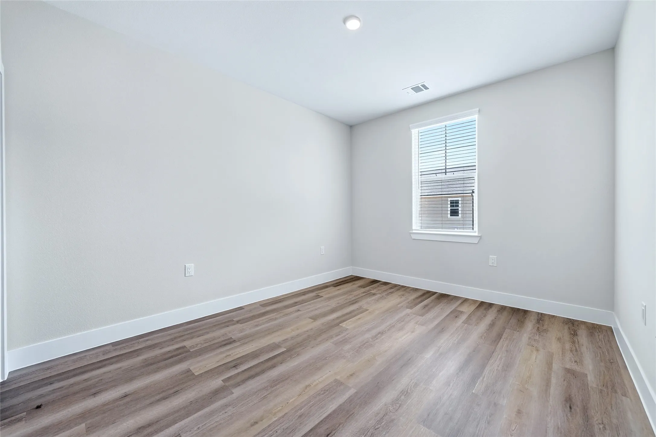 Townhouse For Rent in Collin County , 2906 Woodland Street, Melissa, Texas 75454, 3 Bedroom, 3 Bathroom, 2 Garage spaces, 1,865 Sqft, built in 2026, mls#21362493, Real Estate Agent in Melissa, Homes For Rent in Collin county, Homes For Rent in Melissa, Realtor in Melissa Texas, Real Estate Brokerage Independent Realty Texas, Luminita Cordes Realtor