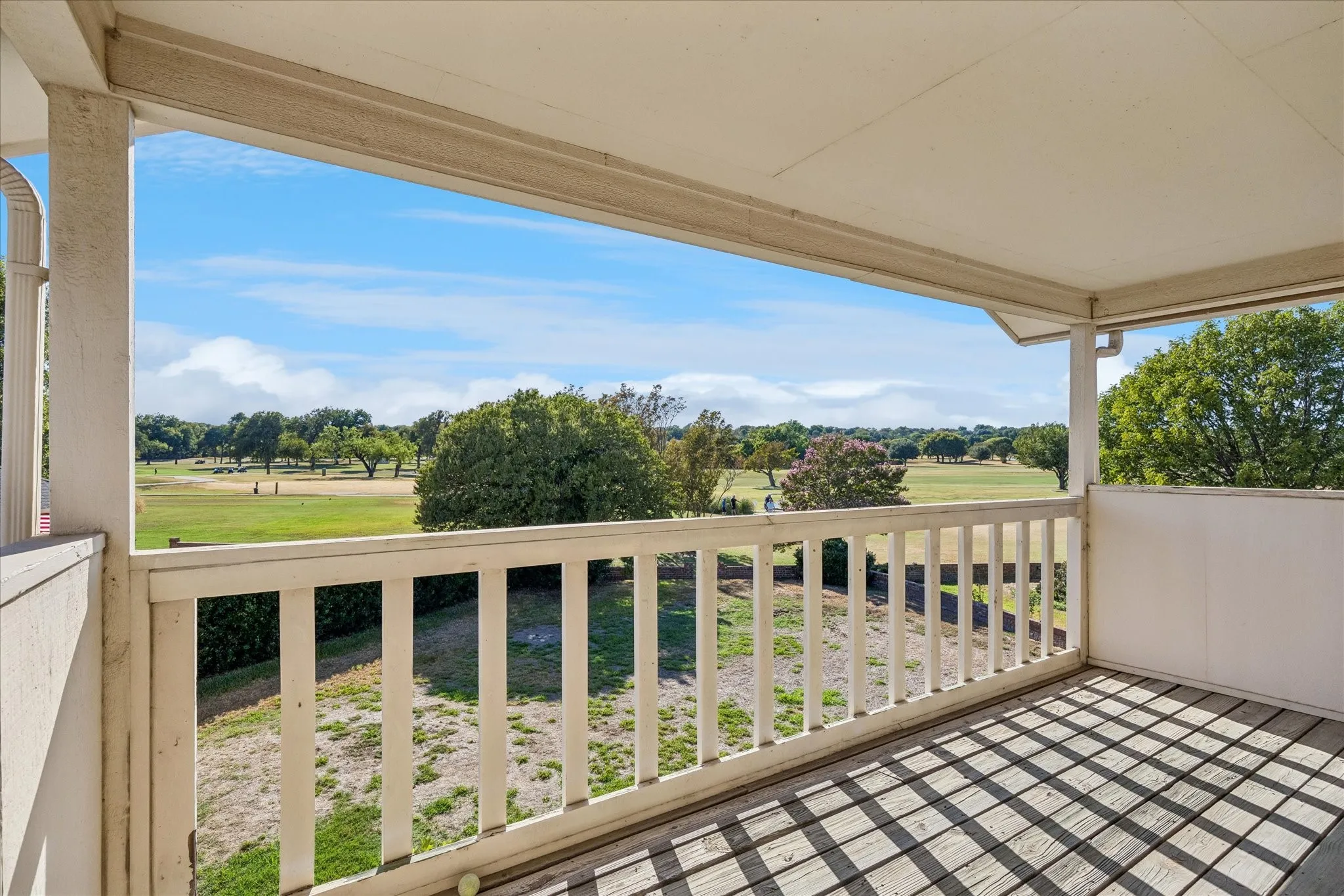 Good sized balcony ready for sunsets and golf watching. Perfect space to watch fireworks on the 4th.