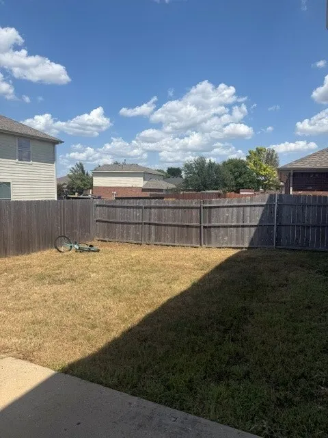Single Family Residence For Rent in Kaufman County , 2021 Brook Meadow Drive, Forney, Texas 75126, 4 Bedroom, 3 Bathroom, 2 Garage spaces, 2,644 Sqft, built in 2006, Price $2,300, mls#21362555, Real Estate Agent in Forney, Homes For Rent in Kaufman county, Homes For Rent in Forney, Realtor in Forney Texas, Real Estate Brokerage Independent Realty Texas, Luminita Cordes Realtor