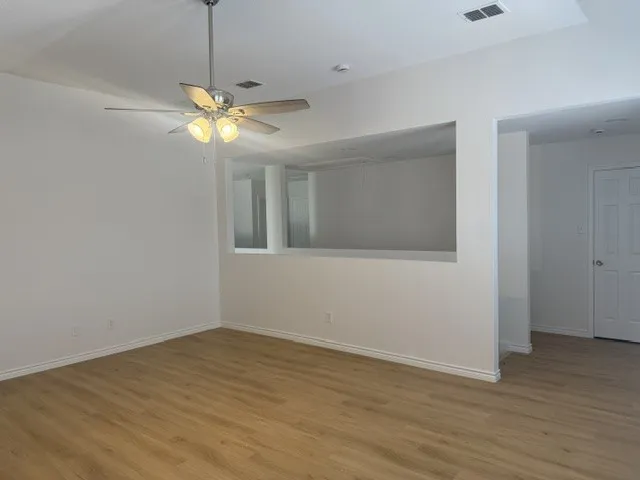 Single Family Residence For Rent in Kaufman County , 2021 Brook Meadow Drive, Forney, Texas 75126, 4 Bedroom, 3 Bathroom, 2 Garage spaces, 2,644 Sqft, built in 2006, Price $2,300, mls#21362555, Real Estate Agent in Forney, Homes For Rent in Kaufman county, Homes For Rent in Forney, Realtor in Forney Texas, Real Estate Brokerage Independent Realty Texas, Luminita Cordes Realtor