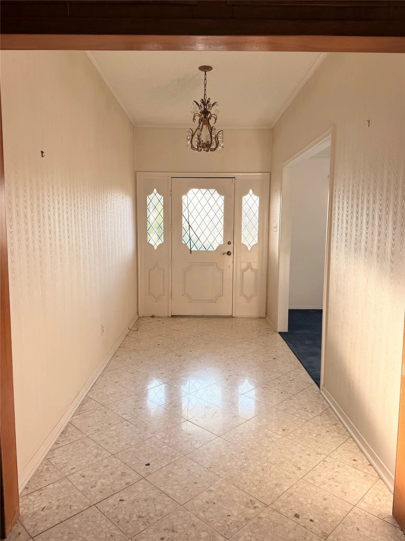 Single Family Residence For Sale in Denton County , 2901 Montecito Drive, Denton, Texas 76205, 4 Bedroom, 4 Bathroom, 3 Garage spaces, 3,218 Sqft, built in 1969, mls#21362515, Real Estate Agent in Denton, Homes For Sale in Denton county, Homes For Sale in Denton, Realtor in Denton Texas, Real Estate Brokerage Independent Realty Texas, Luminita Cordes Realtor