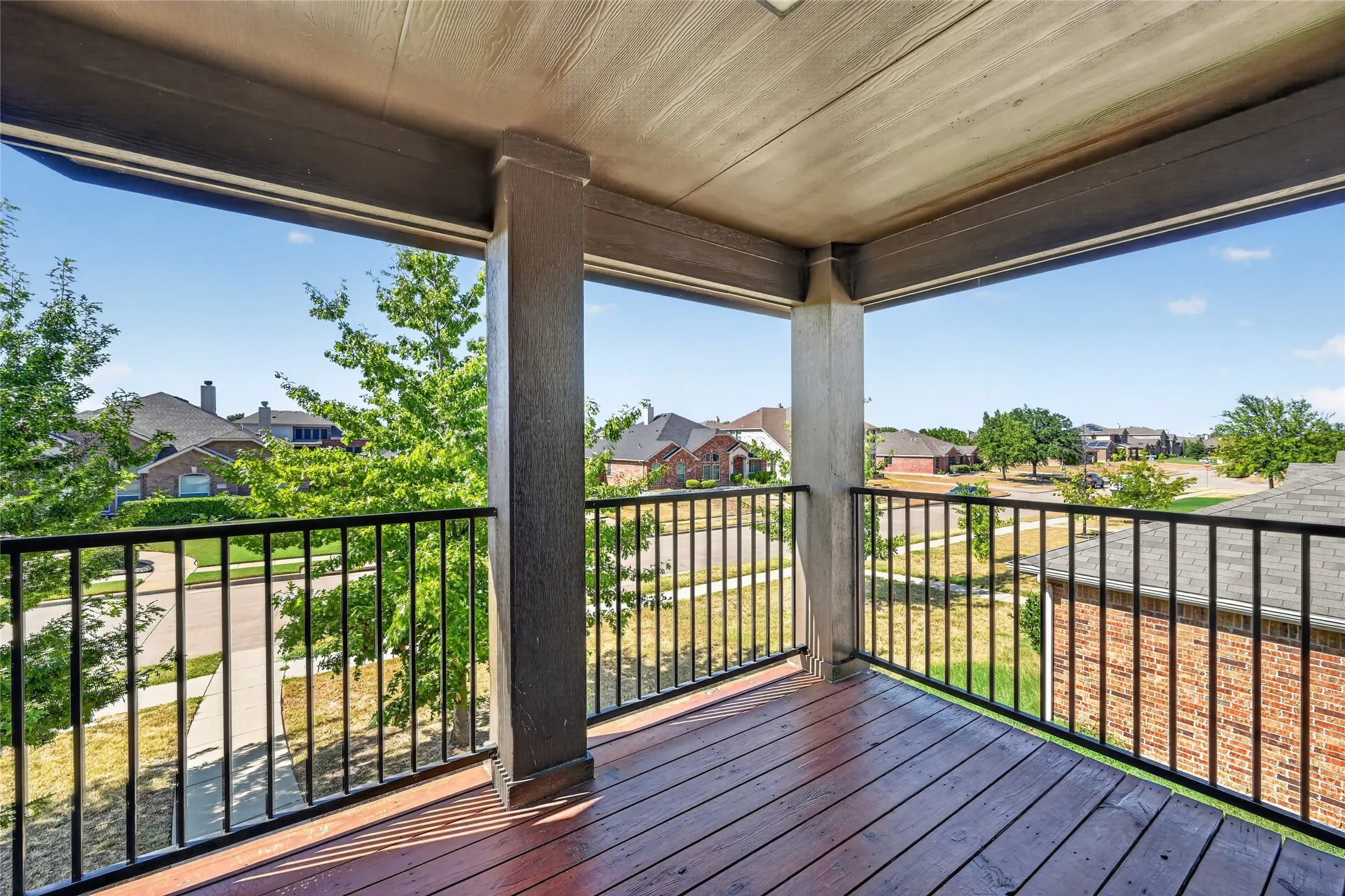 Single Family Residence For Rent in Dallas County , 1518 Illinois Avenue, Lancaster, Texas 75134, 3 Bedroom, 3 Bathroom, 2 Garage spaces, 2,014 Sqft, built in 2019, mls#21362560, Real Estate Agent in Lancaster, Homes For Rent in Dallas county, Homes For Rent in Lancaster, Realtor in Lancaster Texas, Real Estate Brokerage Independent Realty Texas, Luminita Cordes Realtor