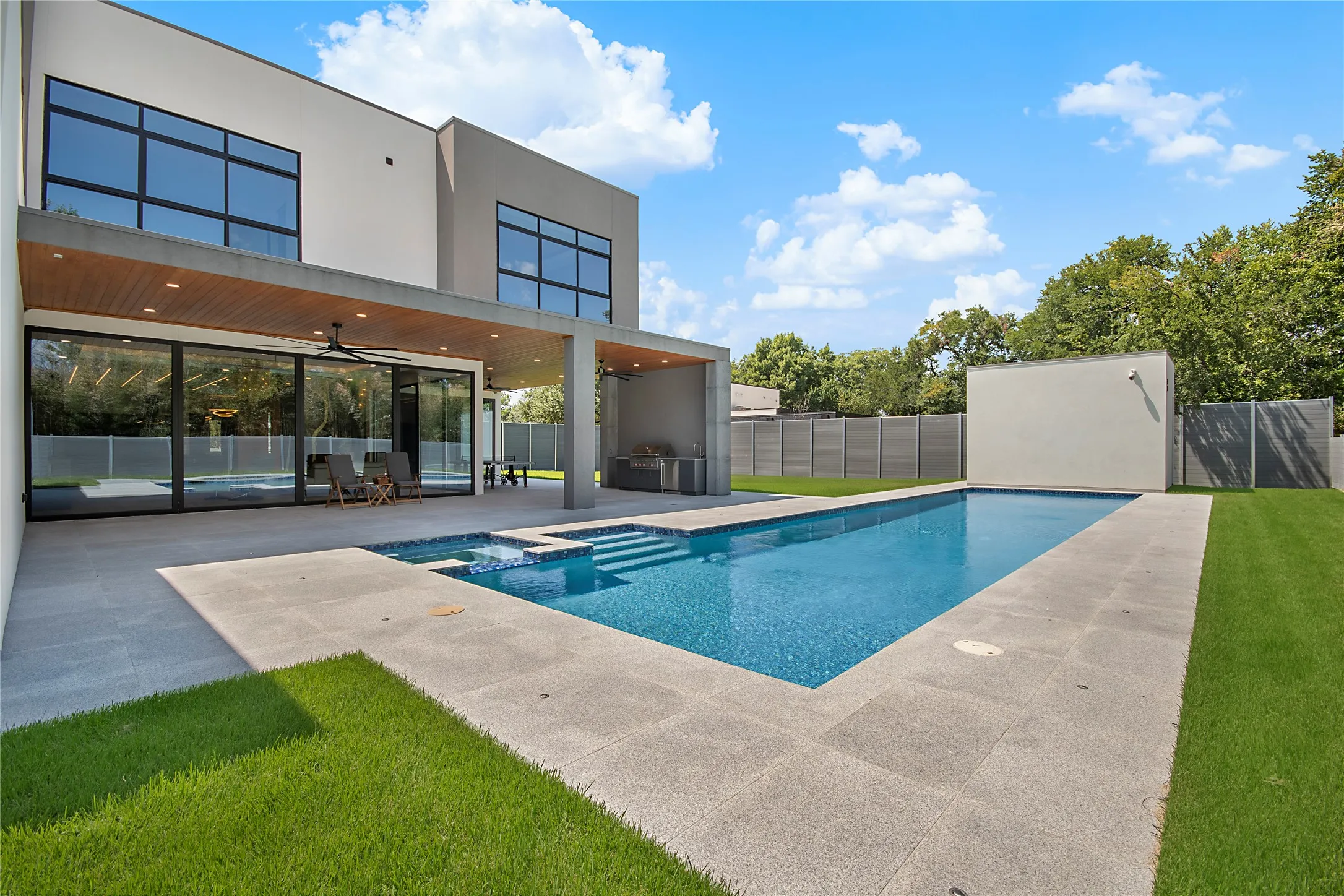 Single Family Residence For Sale in Dallas County , 10230 Marsh Lane, Dallas, Texas 75229, 5 Bedroom, 7 Bathroom, 4 Garage spaces, 8,087 Sqft, built in 2024, mls#21362340, Real Estate Agent in Dallas, Homes For Sale in Dallas county, Homes For Sale in Dallas, Realtor in Dallas Texas, Real Estate Brokerage Independent Realty Texas, Luminita Cordes Realtor