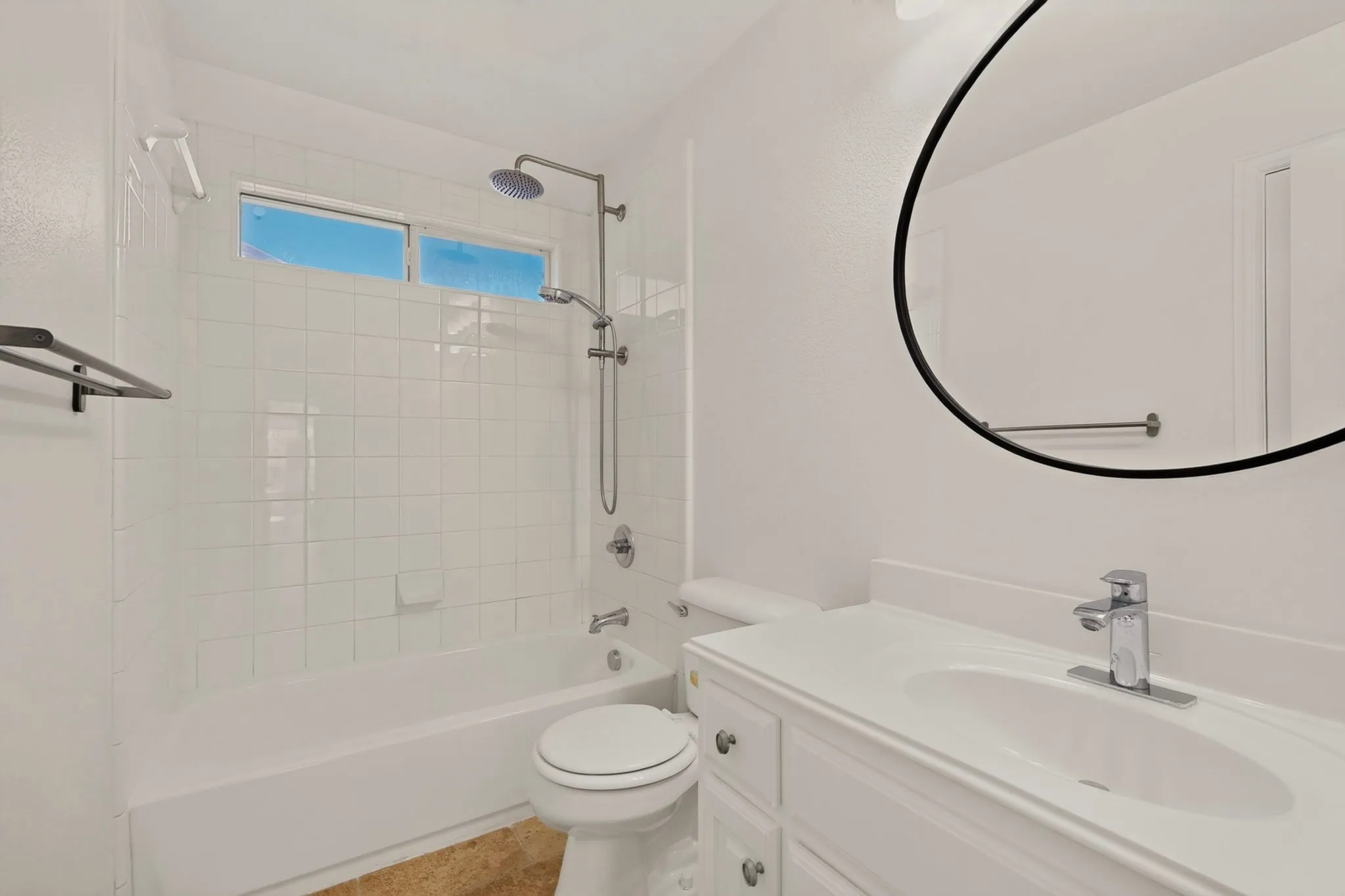 Single Family Residence For Rent in Dallas County , 4304 Harpers Ferry Drive, Grand Prairie, Texas 75052, 4 Bedroom, 3 Bathroom, 2 Garage spaces, 3,075 Sqft, built in 2006, Price $3,200, mls#21362394, Real Estate Agent in Grand Prairie, Homes For Rent in Dallas county, Homes For Rent in Grand Prairie, Realtor in Grand Prairie Texas, Real Estate Brokerage Independent Realty Texas, Luminita Cordes Realtor