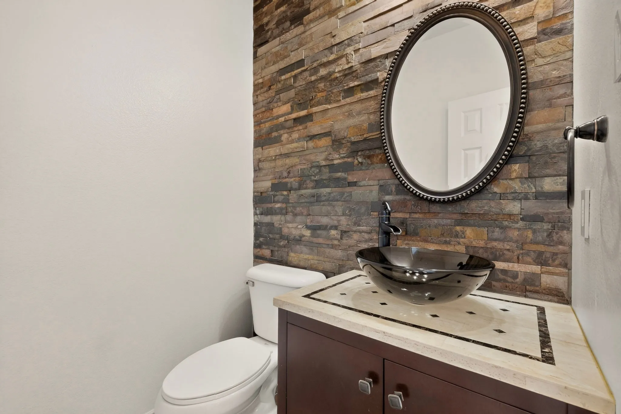Single Family Residence For Rent in Dallas County , 4304 Harpers Ferry Drive, Grand Prairie, Texas 75052, 4 Bedroom, 3 Bathroom, 2 Garage spaces, 3,075 Sqft, built in 2006, Price $3,200, mls#21362394, Real Estate Agent in Grand Prairie, Homes For Rent in Dallas county, Homes For Rent in Grand Prairie, Realtor in Grand Prairie Texas, Real Estate Brokerage Independent Realty Texas, Luminita Cordes Realtor