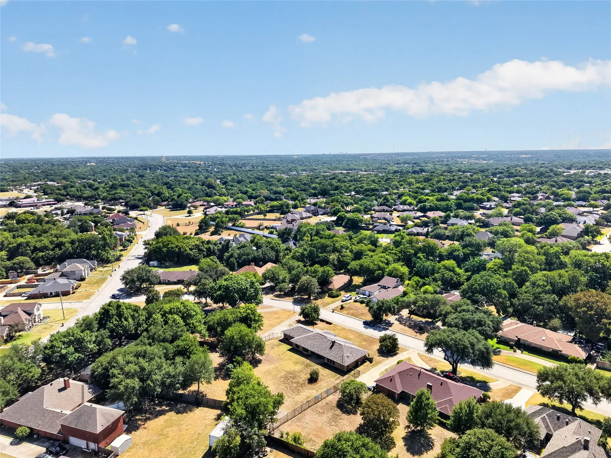 Single Family Residence For Rent in Dallas County , 1226 Ranch Valley Drive, De Soto, Texas 75115, 4 Bedroom, 3 Bathroom, 2 Garage spaces, 2,681 Sqft, built in 1978, mls#21362567, Real Estate Agent in De Soto, Homes For Rent in Dallas county, Homes For Rent in De Soto, Realtor in De Soto Texas, Real Estate Brokerage Independent Realty Texas, Luminita Cordes Realtor