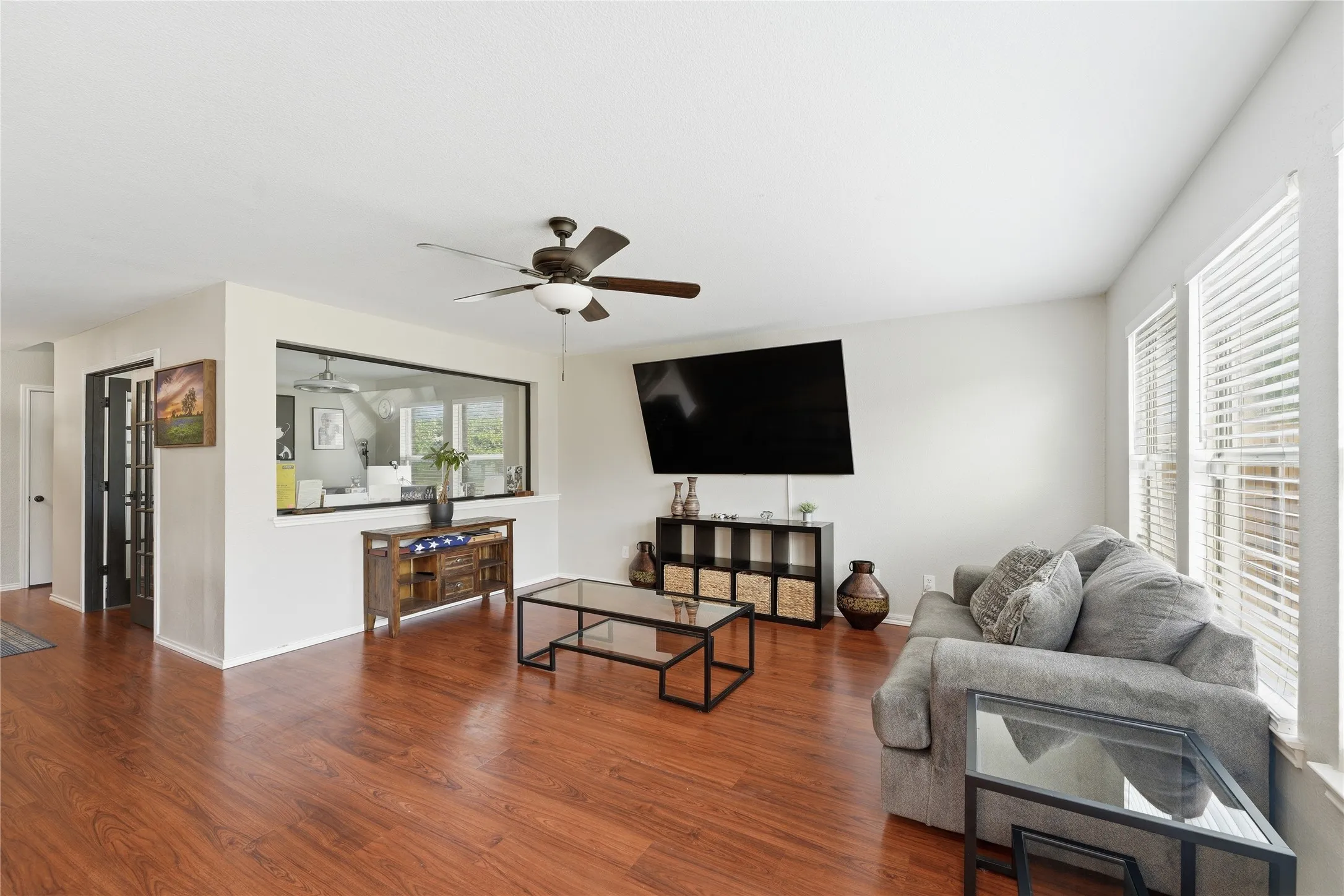 Single Family Residence For Rent in Denton County , 1720 Morning Dove, Aubrey, Texas 76227, 4 Bedroom, 3 Bathroom, 2 Garage spaces, 2,491 Sqft, built in 2004, mls#21362569, Real Estate Agent in Aubrey, Homes For Rent in Denton county, Homes For Rent in Aubrey, Realtor in Aubrey Texas, Real Estate Brokerage Independent Realty Texas, Luminita Cordes Realtor