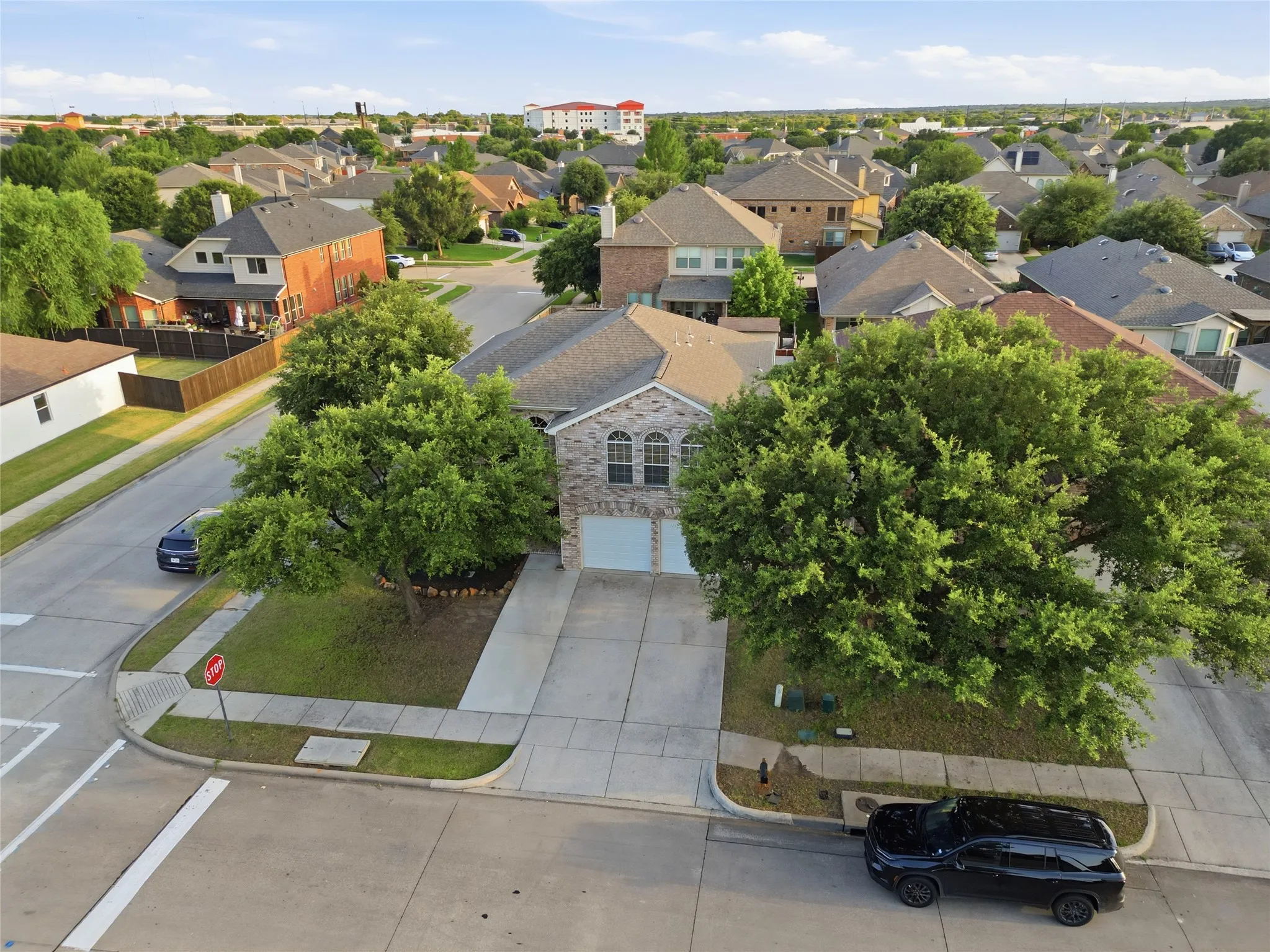 Single Family Residence For Rent in Denton County , 1720 Morning Dove, Aubrey, Texas 76227, 4 Bedroom, 3 Bathroom, 2 Garage spaces, 2,491 Sqft, built in 2004, mls#21362569, Real Estate Agent in Aubrey, Homes For Rent in Denton county, Homes For Rent in Aubrey, Realtor in Aubrey Texas, Real Estate Brokerage Independent Realty Texas, Luminita Cordes Realtor