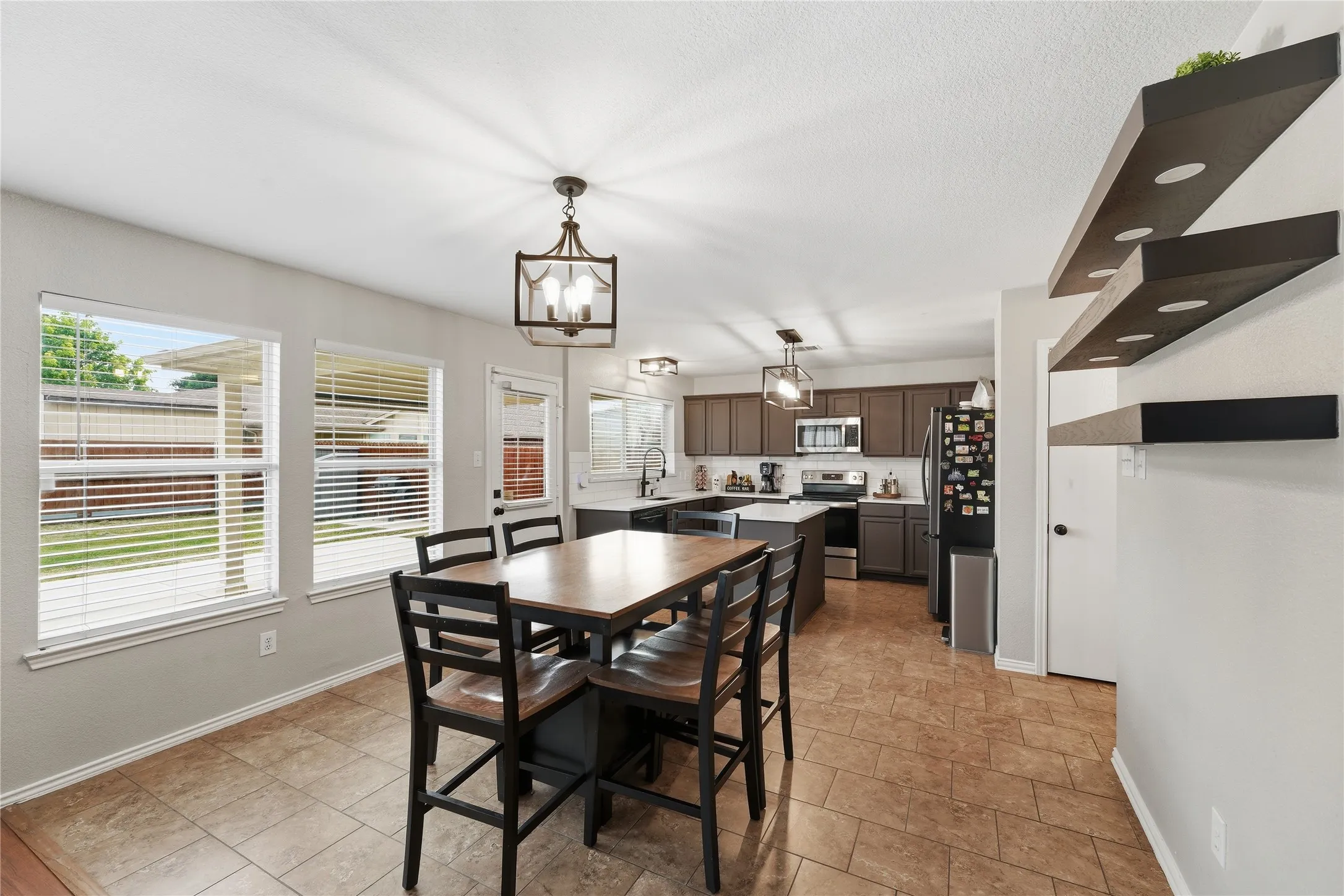 Single Family Residence For Rent in Denton County , 1720 Morning Dove, Aubrey, Texas 76227, 4 Bedroom, 3 Bathroom, 2 Garage spaces, 2,491 Sqft, built in 2004, mls#21362569, Real Estate Agent in Aubrey, Homes For Rent in Denton county, Homes For Rent in Aubrey, Realtor in Aubrey Texas, Real Estate Brokerage Independent Realty Texas, Luminita Cordes Realtor