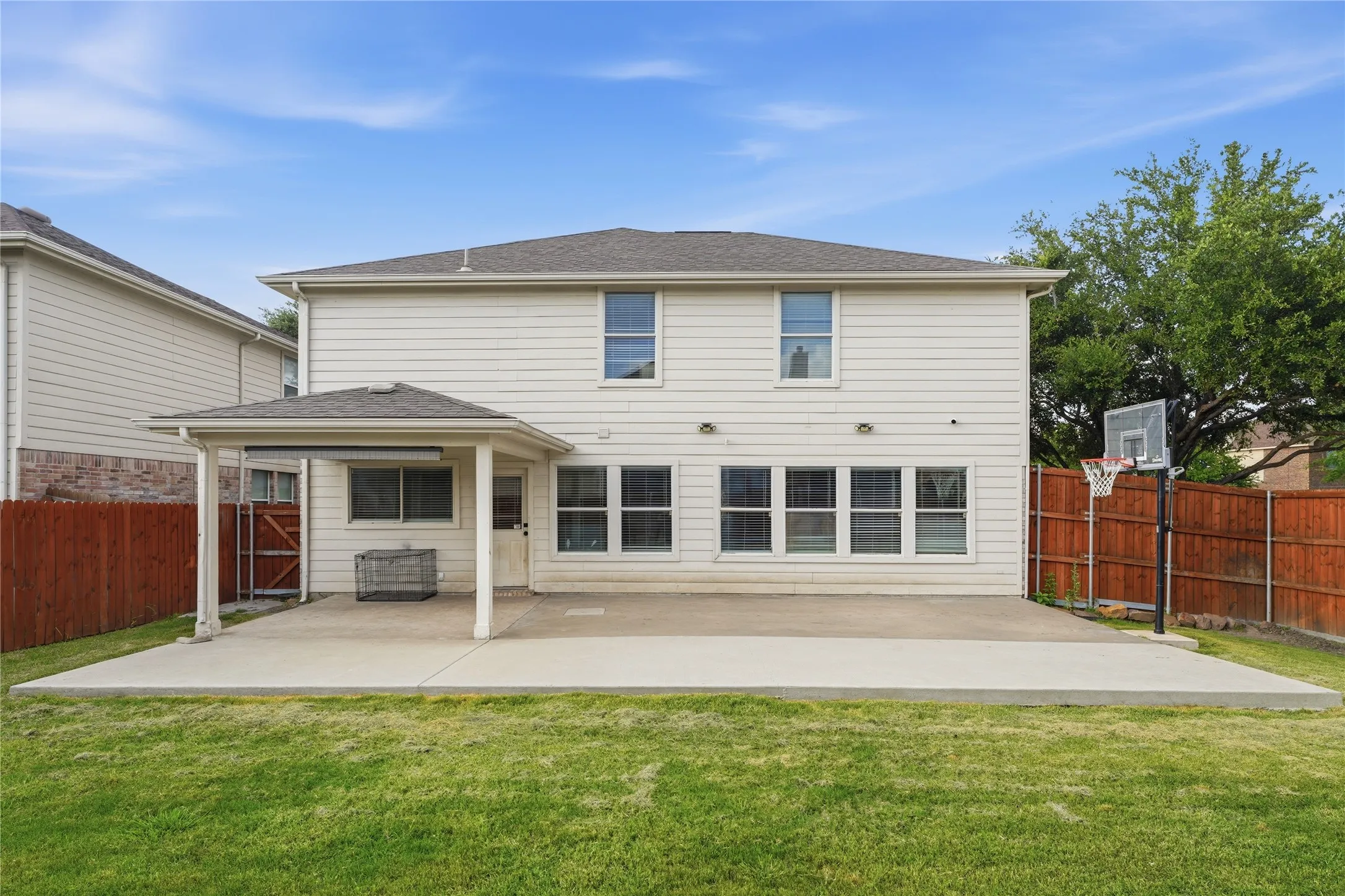 Single Family Residence For Rent in Denton County , 1720 Morning Dove, Aubrey, Texas 76227, 4 Bedroom, 3 Bathroom, 2 Garage spaces, 2,491 Sqft, built in 2004, mls#21362569, Real Estate Agent in Aubrey, Homes For Rent in Denton county, Homes For Rent in Aubrey, Realtor in Aubrey Texas, Real Estate Brokerage Independent Realty Texas, Luminita Cordes Realtor