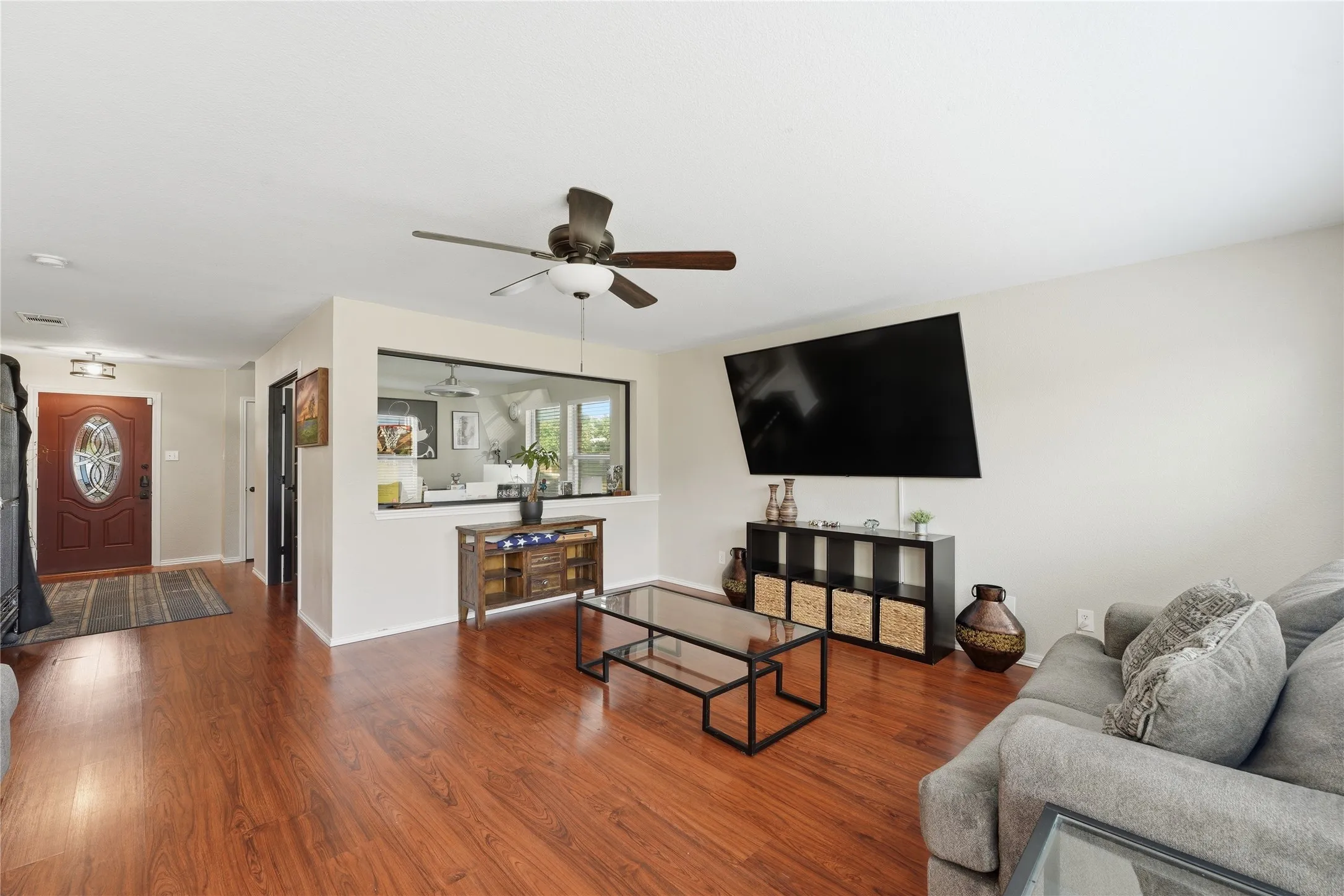 Single Family Residence For Rent in Denton County , 1720 Morning Dove, Aubrey, Texas 76227, 4 Bedroom, 3 Bathroom, 2 Garage spaces, 2,491 Sqft, built in 2004, mls#21362569, Real Estate Agent in Aubrey, Homes For Rent in Denton county, Homes For Rent in Aubrey, Realtor in Aubrey Texas, Real Estate Brokerage Independent Realty Texas, Luminita Cordes Realtor