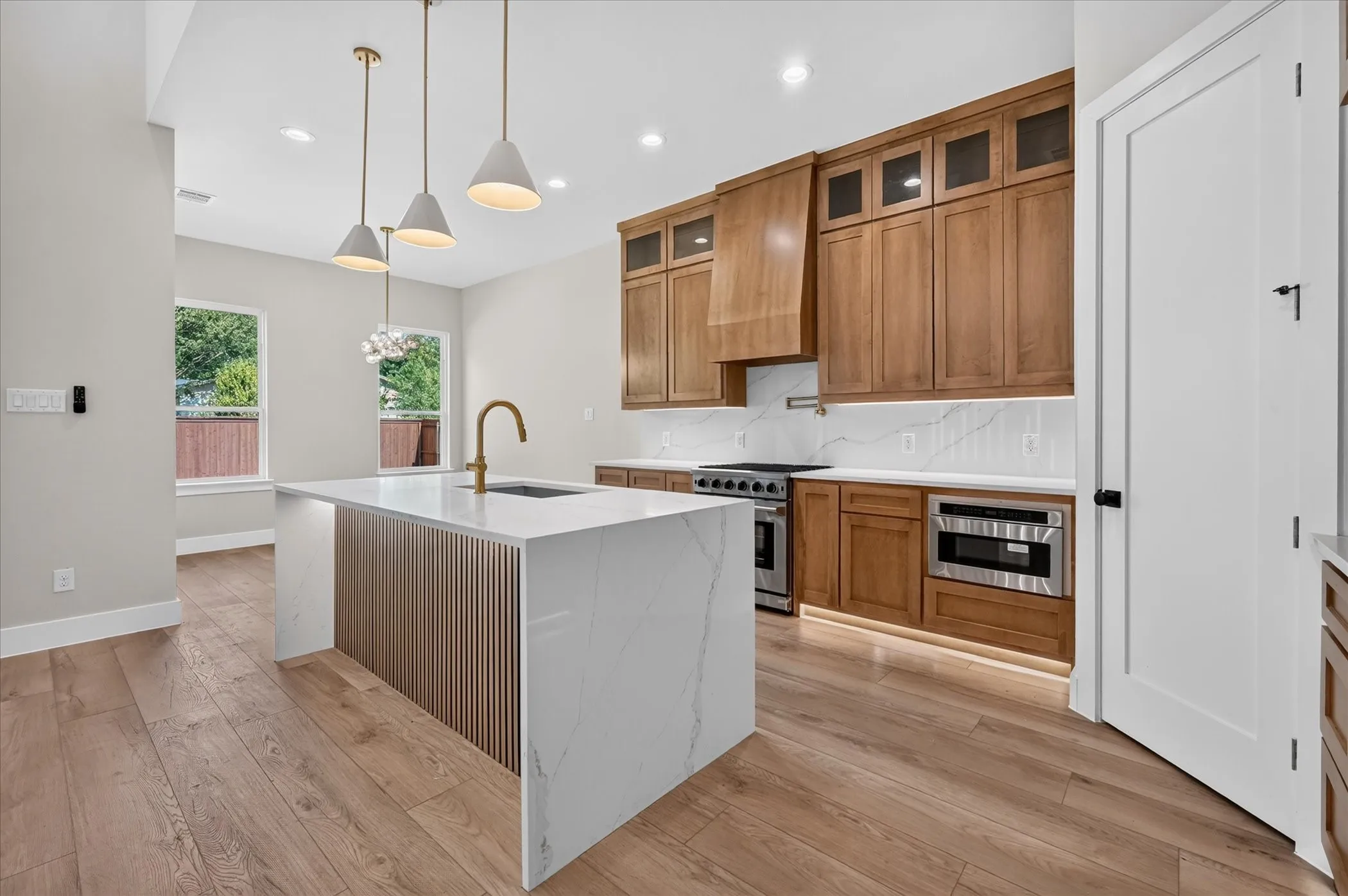 Single Family Residence For Sale in Ellis County , 114 Emma Street, Red Oak, Texas 75154, 5 Bedroom, 4 Bathroom, 2 Garage spaces, 2,630 Sqft, built in 2026, mls#21362568, Real Estate Agent in Red Oak, Homes For Sale in Ellis county, Homes For Sale in Red Oak, Realtor in Red Oak Texas, Real Estate Brokerage Independent Realty Texas, Luminita Cordes Realtor