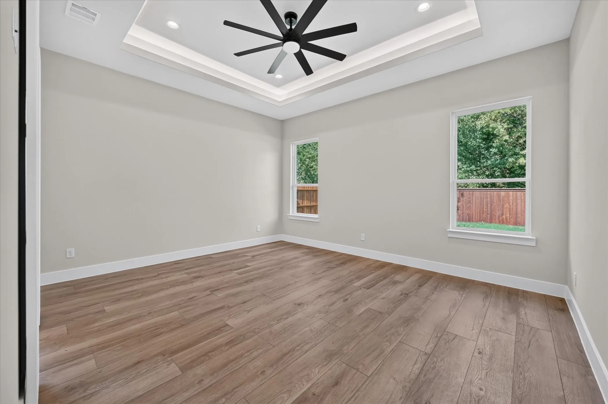 Single Family Residence For Sale in Ellis County , 114 Emma Street, Red Oak, Texas 75154, 5 Bedroom, 4 Bathroom, 2 Garage spaces, 2,630 Sqft, built in 2026, mls#21362568, Real Estate Agent in Red Oak, Homes For Sale in Ellis county, Homes For Sale in Red Oak, Realtor in Red Oak Texas, Real Estate Brokerage Independent Realty Texas, Luminita Cordes Realtor