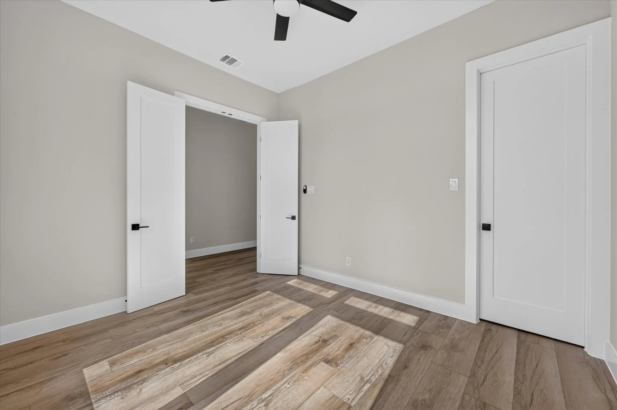 Single Family Residence For Sale in Ellis County , 114 Emma Street, Red Oak, Texas 75154, 5 Bedroom, 4 Bathroom, 2 Garage spaces, 2,630 Sqft, built in 2026, mls#21362568, Real Estate Agent in Red Oak, Homes For Sale in Ellis county, Homes For Sale in Red Oak, Realtor in Red Oak Texas, Real Estate Brokerage Independent Realty Texas, Luminita Cordes Realtor