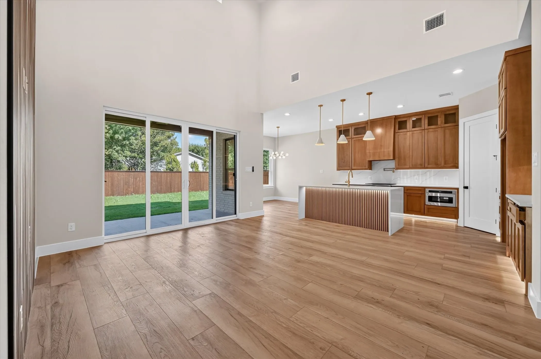 Single Family Residence For Sale in Ellis County , 114 Emma Street, Red Oak, Texas 75154, 5 Bedroom, 4 Bathroom, 2 Garage spaces, 2,630 Sqft, built in 2026, mls#21362568, Real Estate Agent in Red Oak, Homes For Sale in Ellis county, Homes For Sale in Red Oak, Realtor in Red Oak Texas, Real Estate Brokerage Independent Realty Texas, Luminita Cordes Realtor