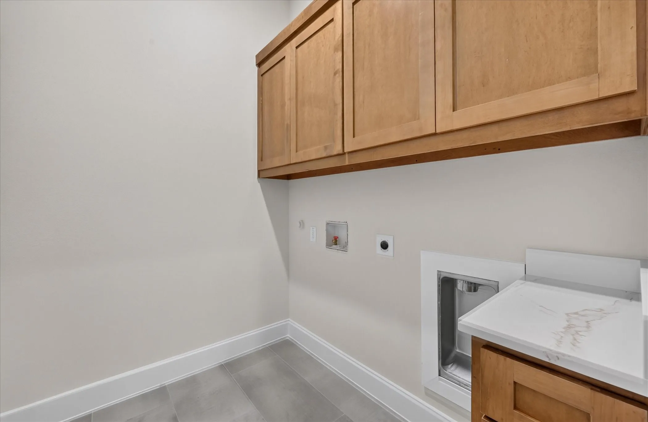 Single Family Residence For Sale in Ellis County , 114 Emma Street, Red Oak, Texas 75154, 5 Bedroom, 4 Bathroom, 2 Garage spaces, 2,630 Sqft, built in 2026, mls#21362568, Real Estate Agent in Red Oak, Homes For Sale in Ellis county, Homes For Sale in Red Oak, Realtor in Red Oak Texas, Real Estate Brokerage Independent Realty Texas, Luminita Cordes Realtor