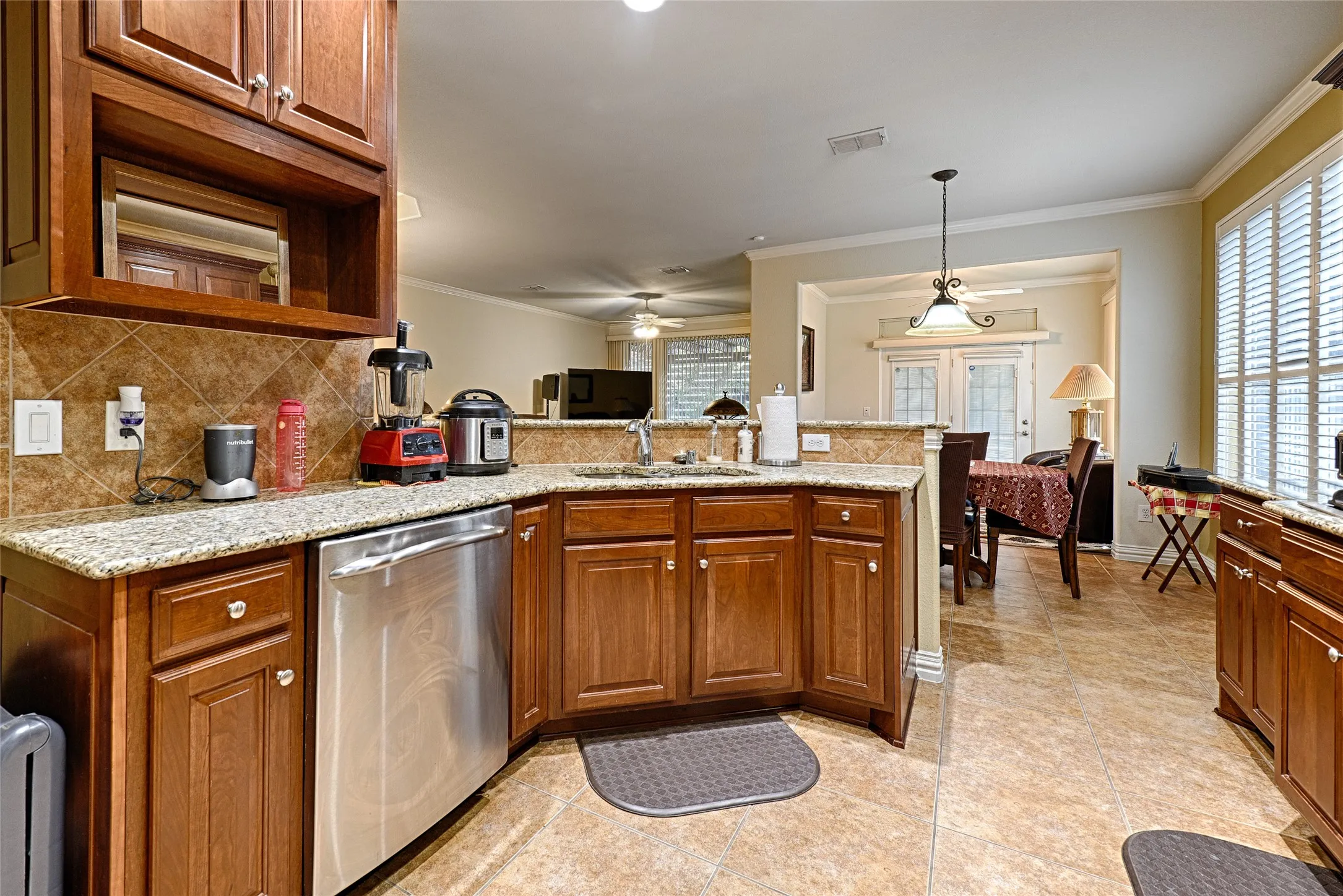 Single Family Residence For Sale in Denton County , 7342 Reflection Bay Drive, Frisco, Texas 75036, 2 Bedroom, 2 Bathroom, 2 Garage spaces, 2,018 Sqft, built in 2007, mls#21362371, Real Estate Agent in Frisco, Homes For Sale in Denton county, Homes For Sale in Frisco, Realtor in Frisco Texas, Real Estate Brokerage Independent Realty Texas, Luminita Cordes Realtor