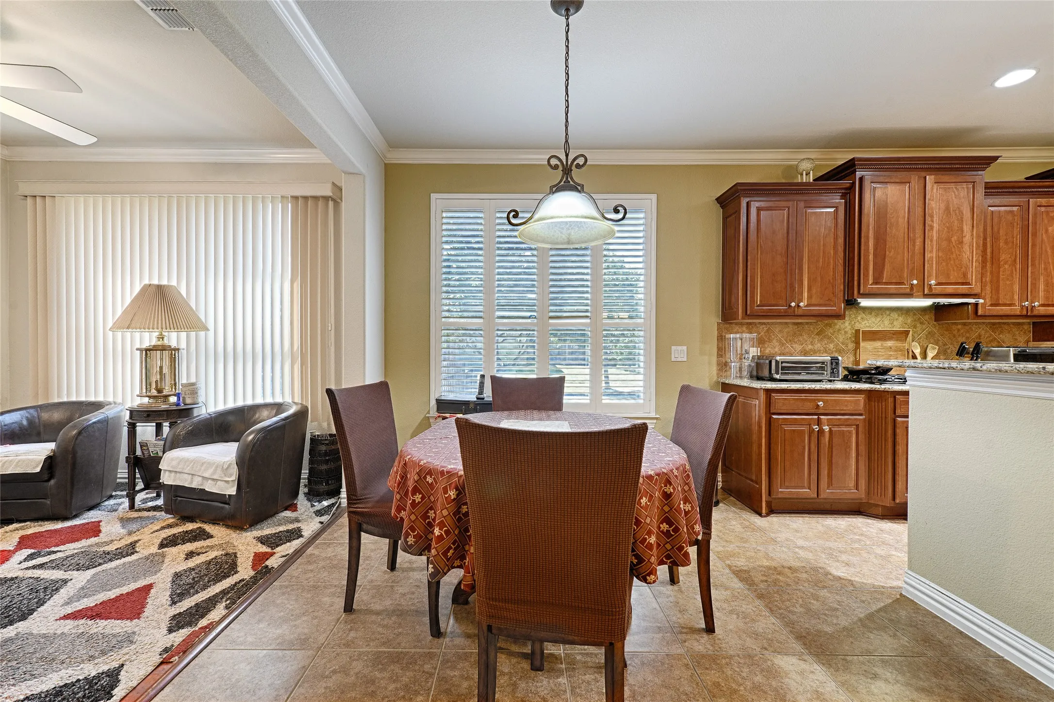 Single Family Residence For Sale in Denton County , 7342 Reflection Bay Drive, Frisco, Texas 75036, 2 Bedroom, 2 Bathroom, 2 Garage spaces, 2,018 Sqft, built in 2007, mls#21362371, Real Estate Agent in Frisco, Homes For Sale in Denton county, Homes For Sale in Frisco, Realtor in Frisco Texas, Real Estate Brokerage Independent Realty Texas, Luminita Cordes Realtor