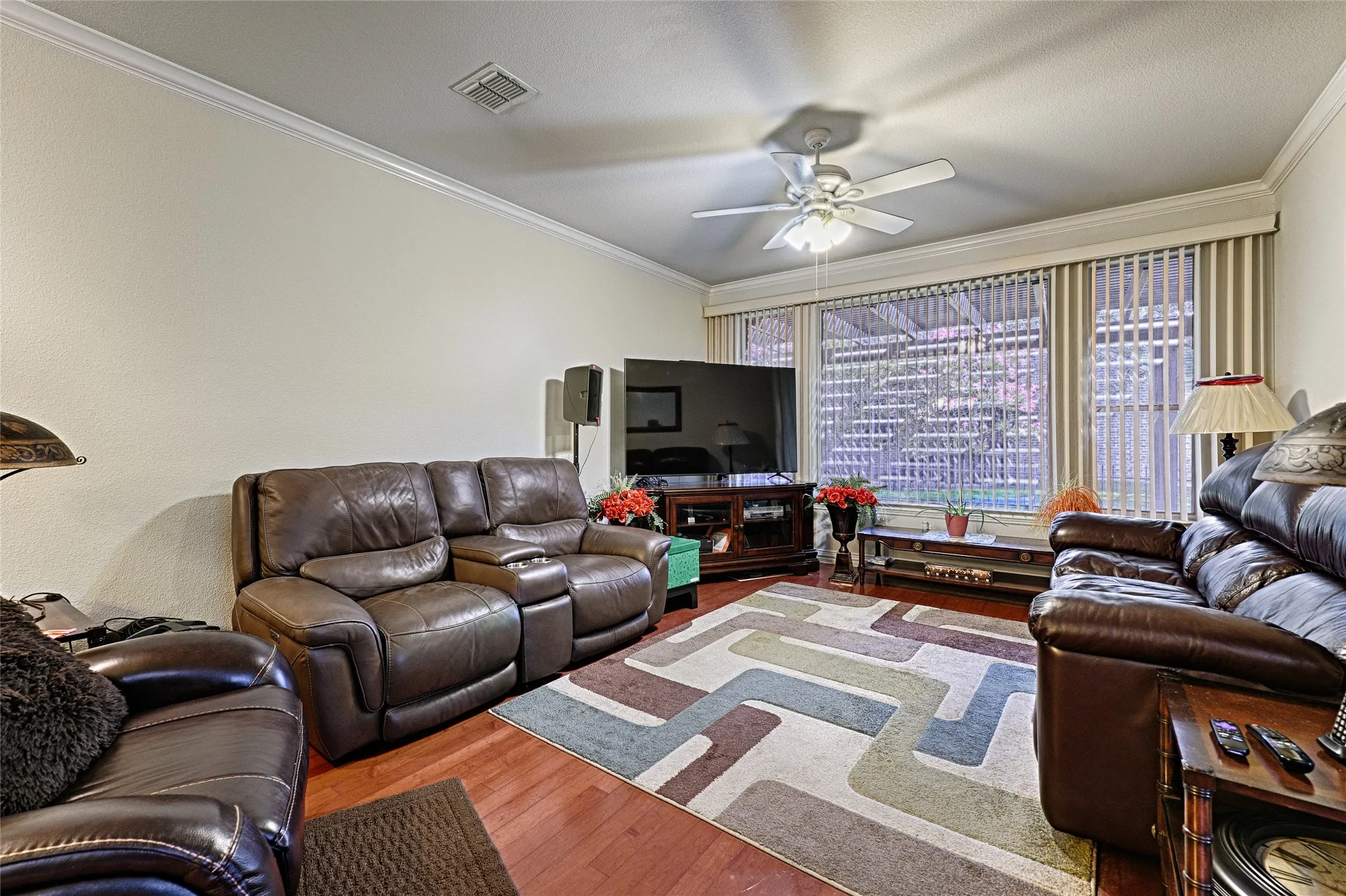 Single Family Residence For Sale in Denton County , 7342 Reflection Bay Drive, Frisco, Texas 75036, 2 Bedroom, 2 Bathroom, 2 Garage spaces, 2,018 Sqft, built in 2007, mls#21362371, Real Estate Agent in Frisco, Homes For Sale in Denton county, Homes For Sale in Frisco, Realtor in Frisco Texas, Real Estate Brokerage Independent Realty Texas, Luminita Cordes Realtor