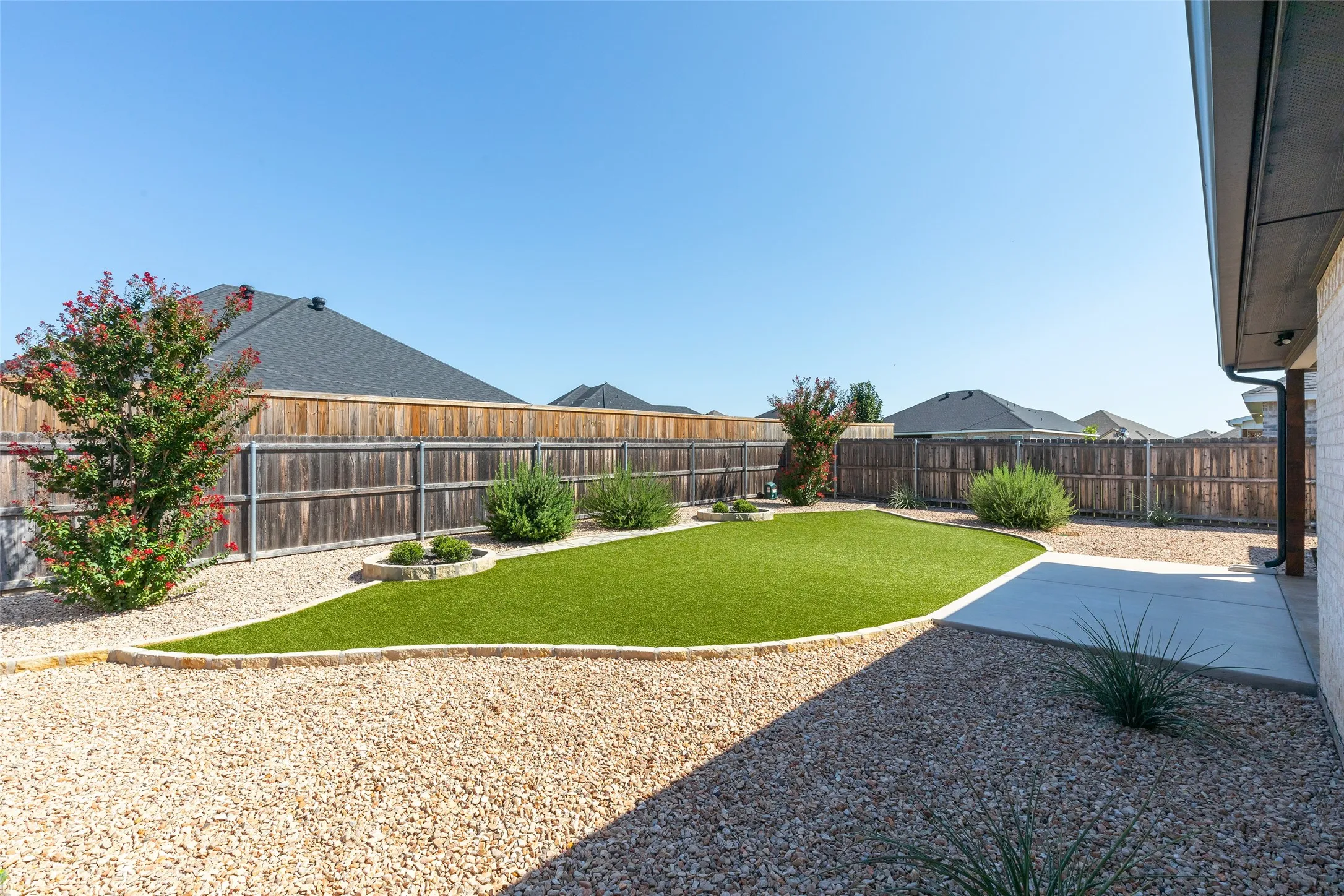 Single Family Residence For Sale in Taylor County , 226 Morning Mist Trail, Abilene, Texas 79602, 3 Bedroom, 2 Bathroom, 2 Garage spaces, 1,612 Sqft, built in 2023, mls#21356851, Real Estate Agent in Abilene, Homes For Sale in Taylor county, Homes For Sale in Abilene, Realtor in Abilene Texas, Real Estate Brokerage Independent Realty Texas, Luminita Cordes Realtor