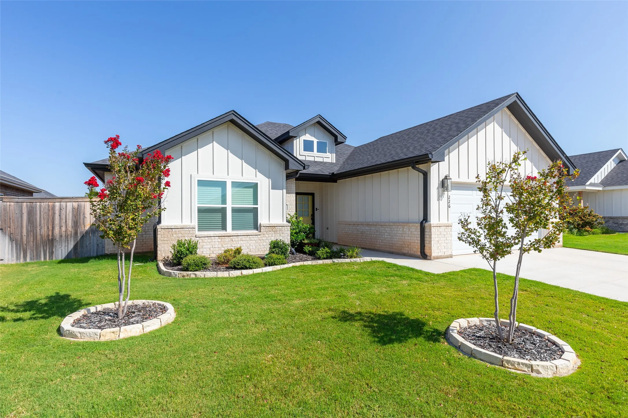Single Family Residence For Sale in Taylor County , 226 Morning Mist Trail, Abilene, Texas 79602, 3 Bedroom, 2 Bathroom, 2 Garage spaces, 1,612 Sqft, built in 2023, mls#21356851, Real Estate Agent in Abilene, Homes For Sale in Taylor county, Homes For Sale in Abilene, Realtor in Abilene Texas, Real Estate Brokerage Independent Realty Texas, Luminita Cordes Realtor