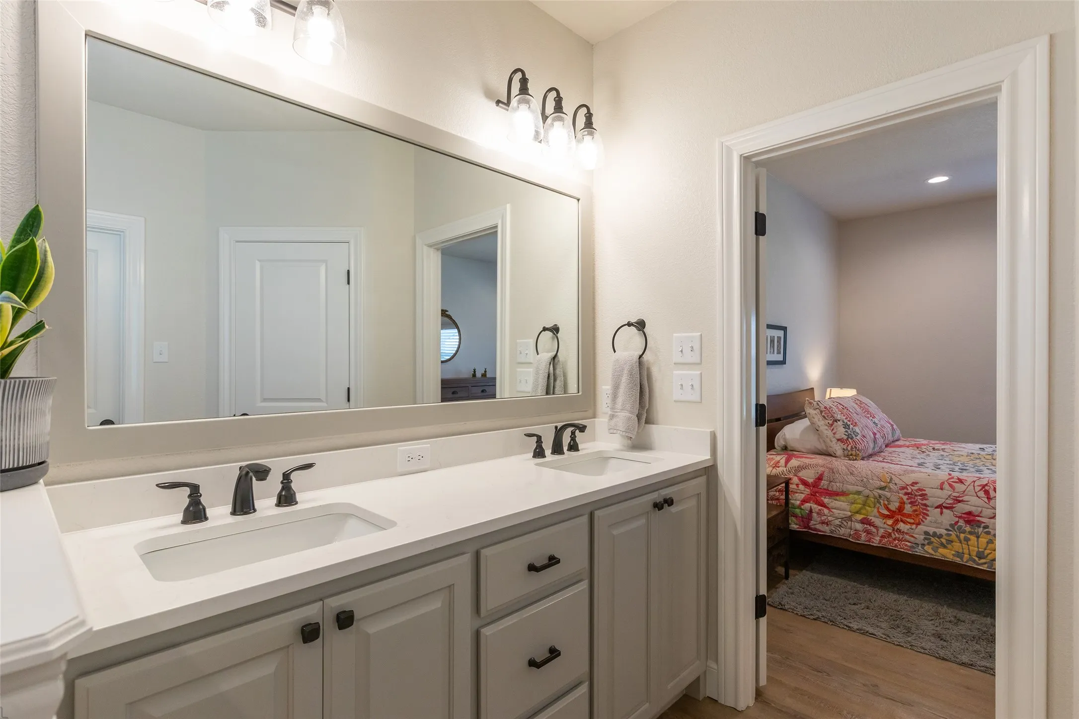 Single Family Residence For Sale in Taylor County , 226 Morning Mist Trail, Abilene, Texas 79602, 3 Bedroom, 2 Bathroom, 2 Garage spaces, 1,612 Sqft, built in 2023, mls#21356851, Real Estate Agent in Abilene, Homes For Sale in Taylor county, Homes For Sale in Abilene, Realtor in Abilene Texas, Real Estate Brokerage Independent Realty Texas, Luminita Cordes Realtor