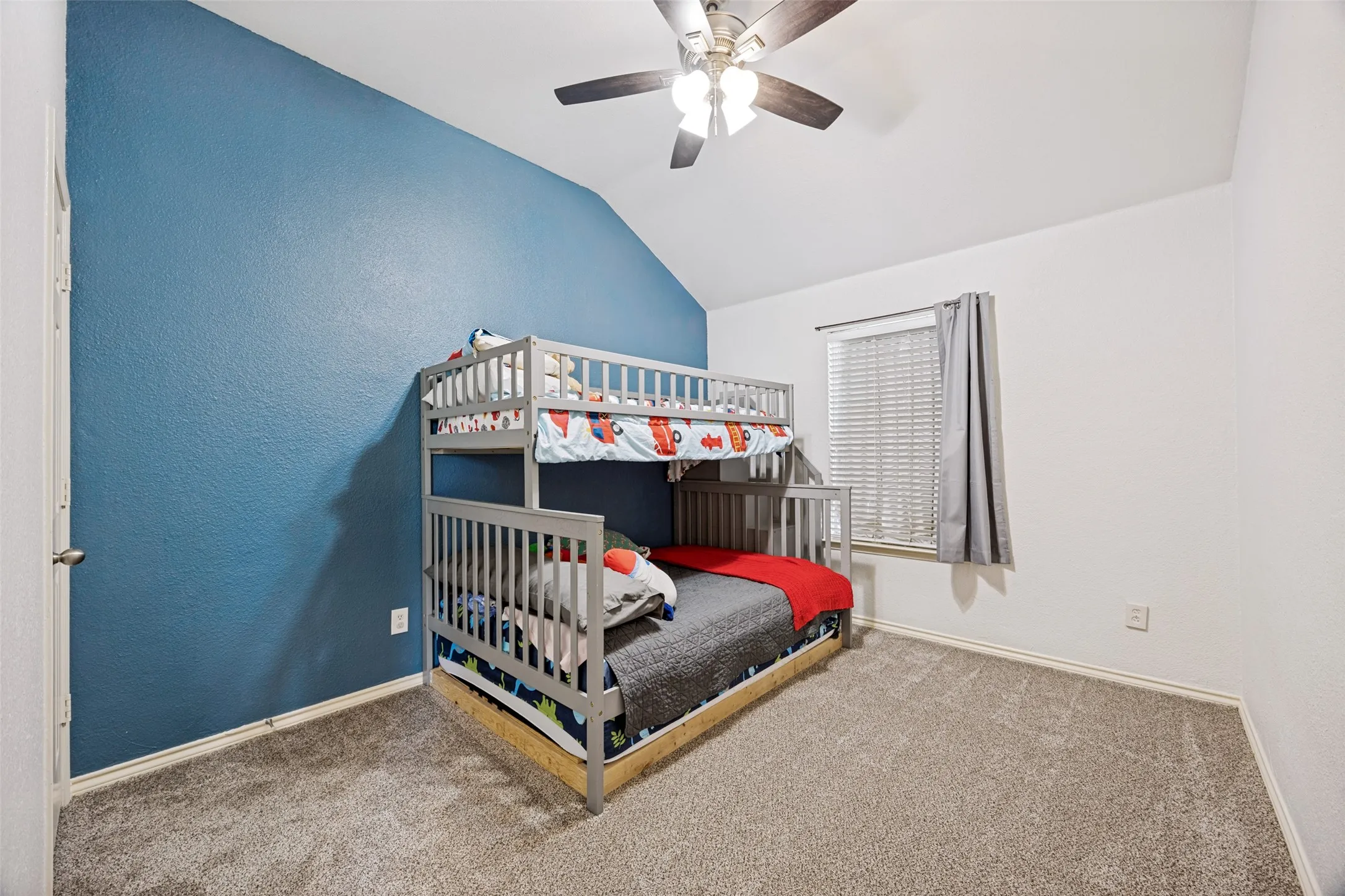 Single Family Residence For Sale in Collin County , 205 Arborview Drive, Wylie, Texas 75098, 3 Bedroom, 2 Bathroom, 2 Garage spaces, 1,703 Sqft, built in 2000, mls#21358558, Real Estate Agent in Wylie, Homes For Sale in Collin county, Homes For Sale in Wylie, Realtor in Wylie Texas, Real Estate Brokerage Independent Realty Texas, Luminita Cordes Realtor