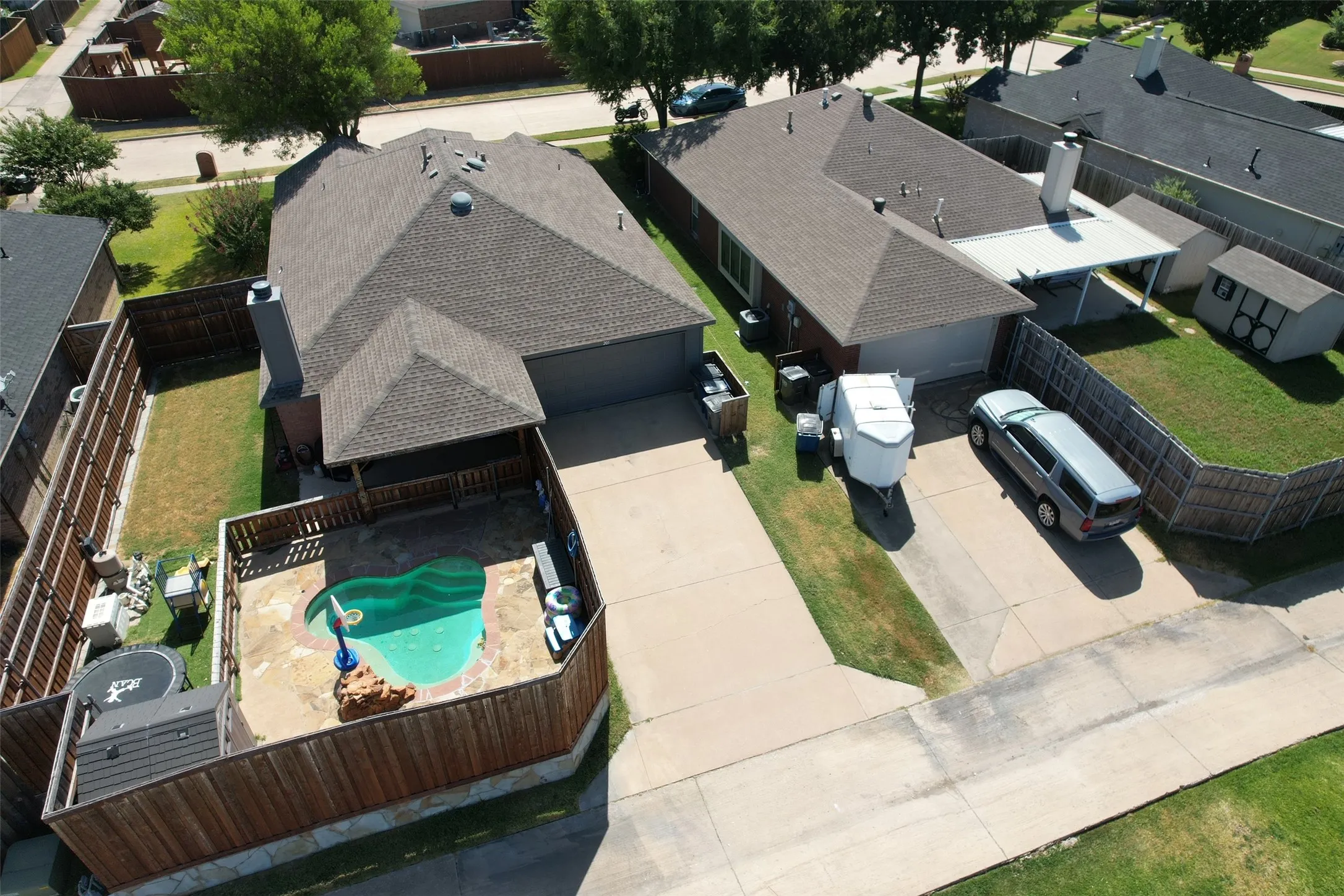 Single Family Residence For Sale in Collin County , 205 Arborview Drive, Wylie, Texas 75098, 3 Bedroom, 2 Bathroom, 2 Garage spaces, 1,703 Sqft, built in 2000, mls#21358558, Real Estate Agent in Wylie, Homes For Sale in Collin county, Homes For Sale in Wylie, Realtor in Wylie Texas, Real Estate Brokerage Independent Realty Texas, Luminita Cordes Realtor