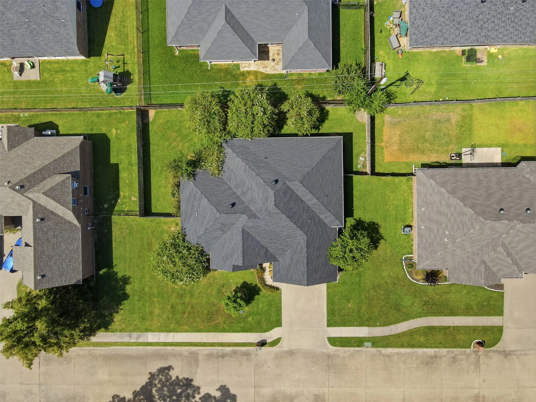 Single Family Residence For Sale in Hopkins County , 411 Austin Acre Road, Sulphur Springs, Texas 75482, 3 Bedroom, 2 Bathroom, 2 Garage spaces, 1,894 Sqft, built in 2012, mls#21357813, Real Estate Agent in Sulphur Springs, Homes For Sale in Hopkins county, Homes For Sale in Sulphur Springs, Realtor in Sulphur Springs Texas, Real Estate Brokerage Independent Realty Texas, Luminita Cordes Realtor